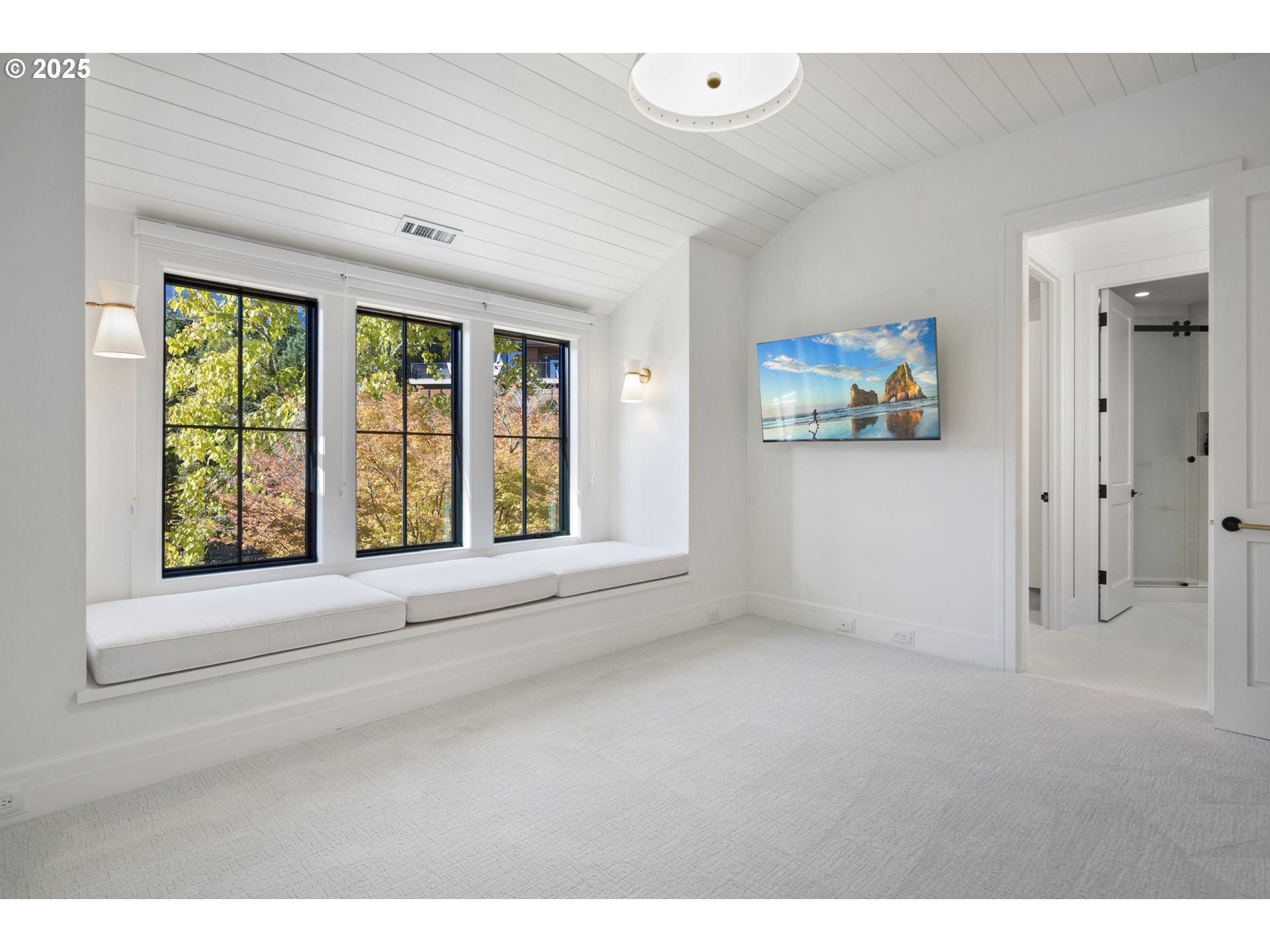 2088 CREST DR, Lake Oswego, OR, 97034