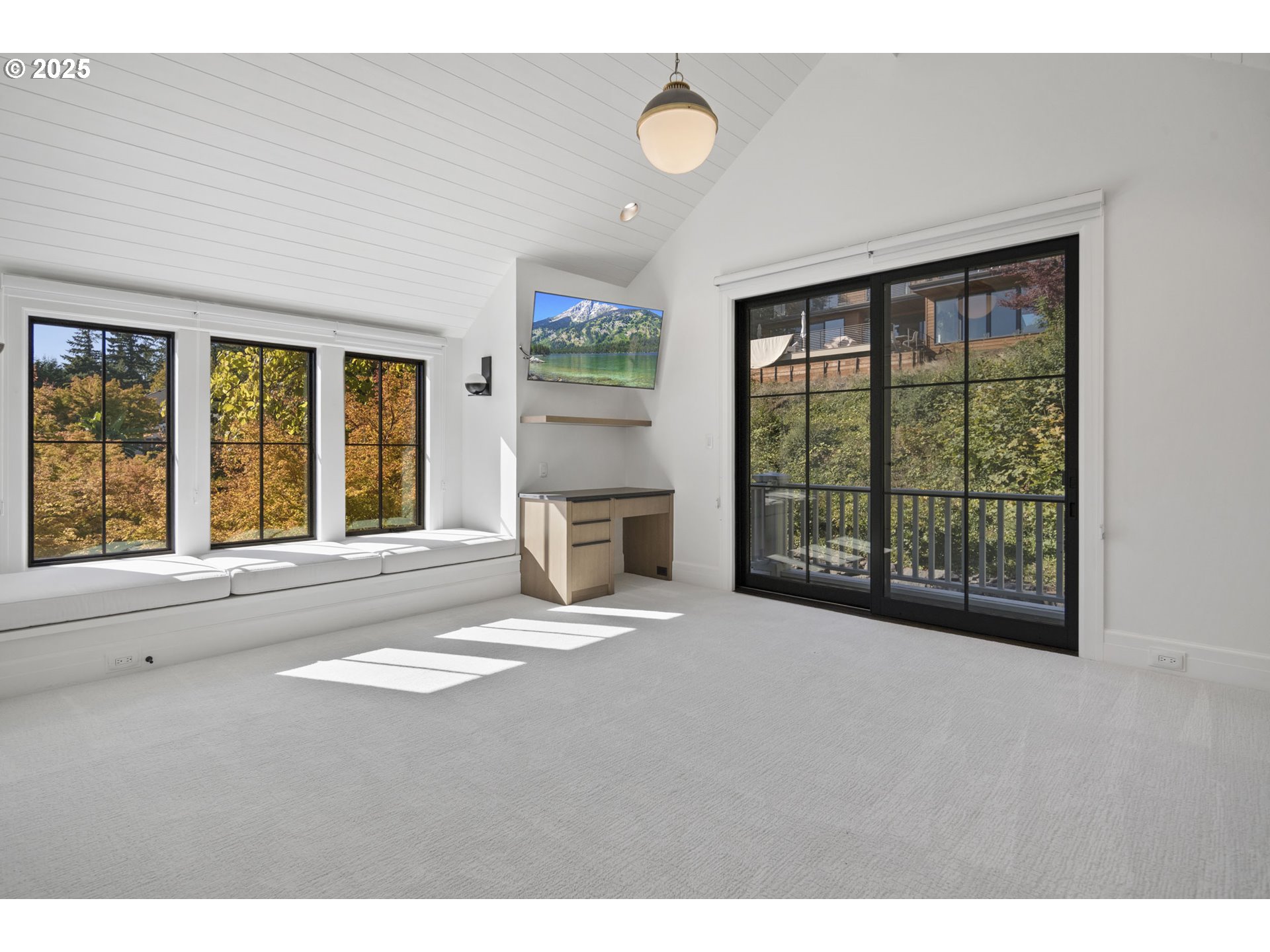 2088 CREST DR, Lake Oswego, OR, 97034