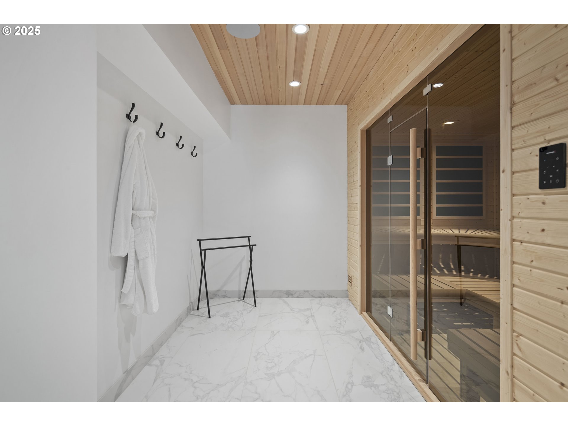 2088 CREST DR, Lake Oswego, OR, 97034