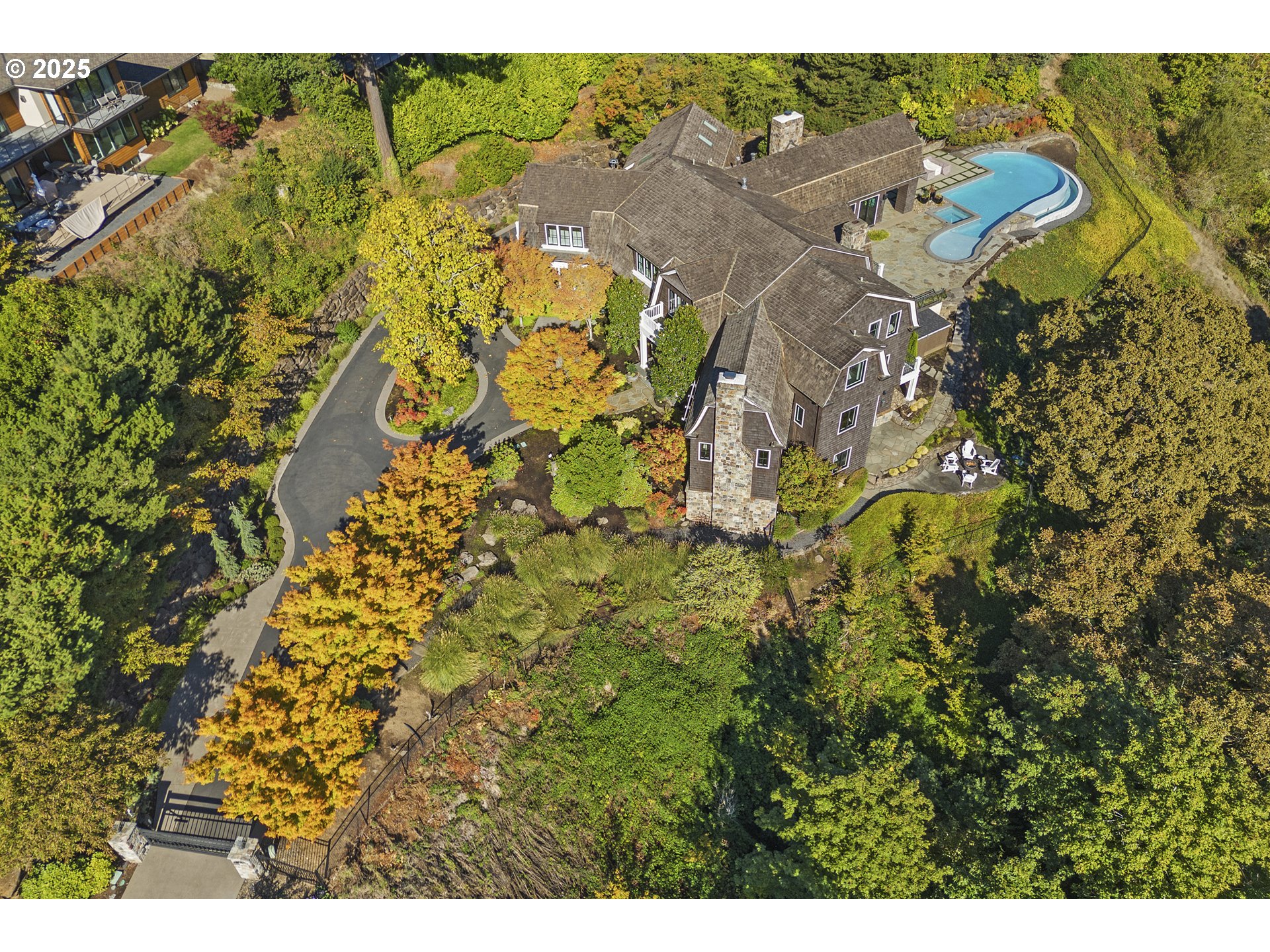 2088 CREST DR, Lake Oswego, OR, 97034