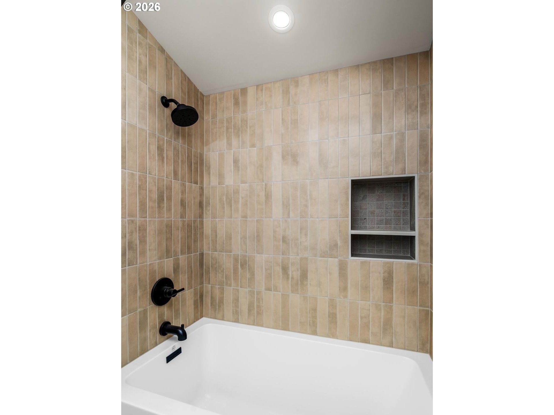 Photo #33: 273690882 Listing: Photo #33