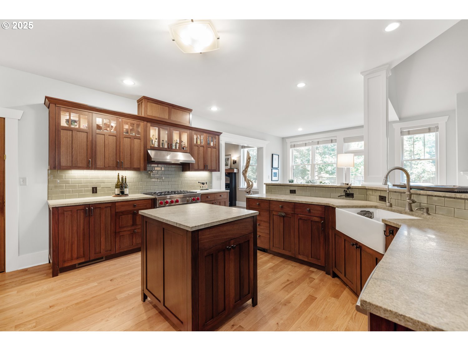 12624 SW 22ND AVE, Lake Oswego, OR, 97034