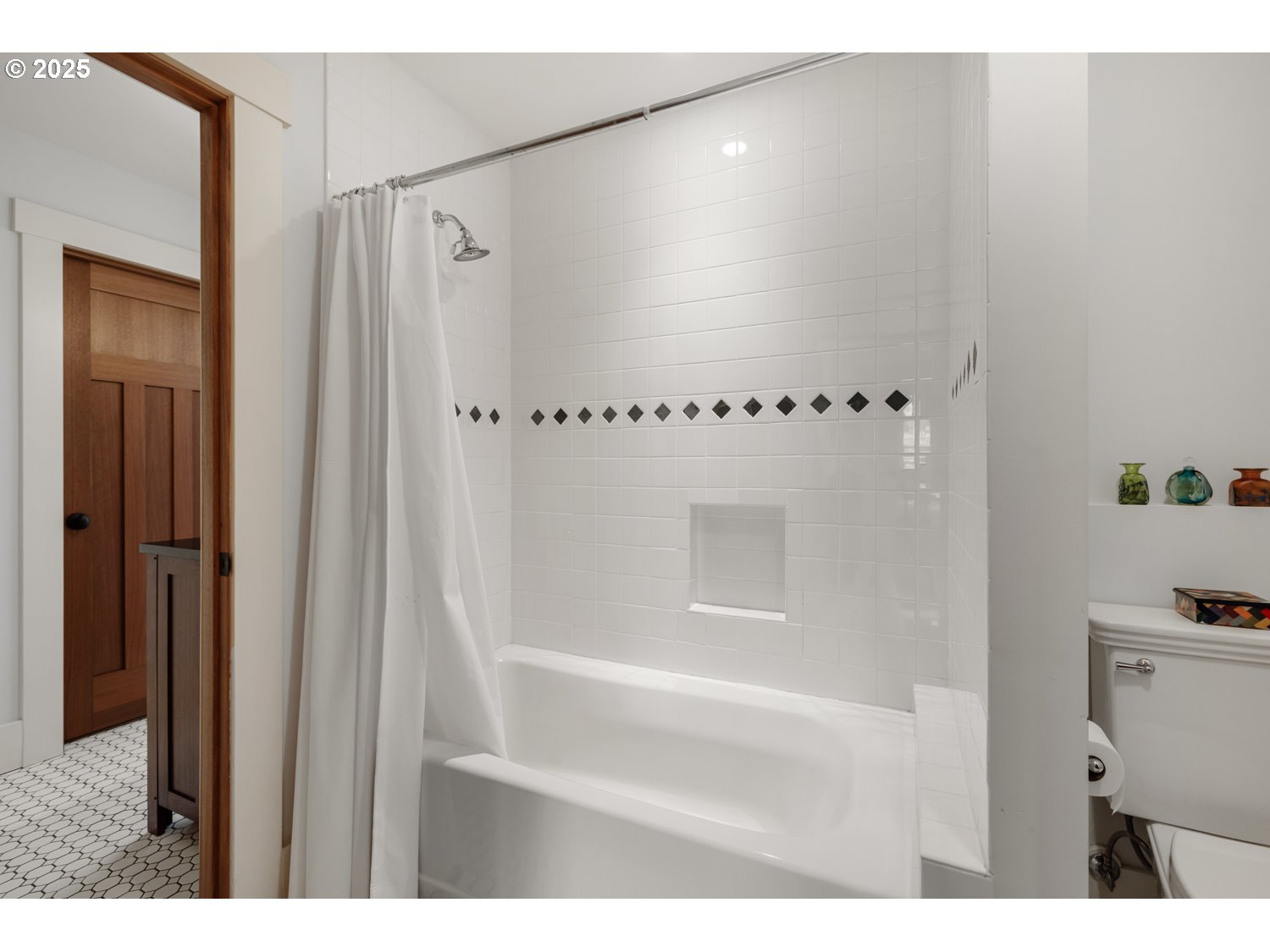 12624 SW 22ND AVE, Lake Oswego, OR, 97034