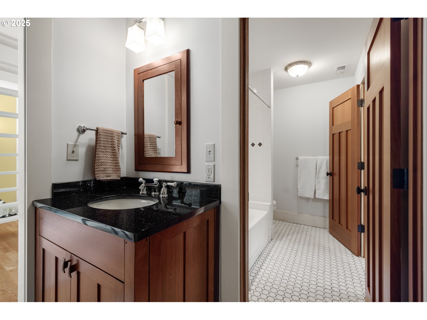 12624 SW 22ND AVE, Lake Oswego, OR, 97034