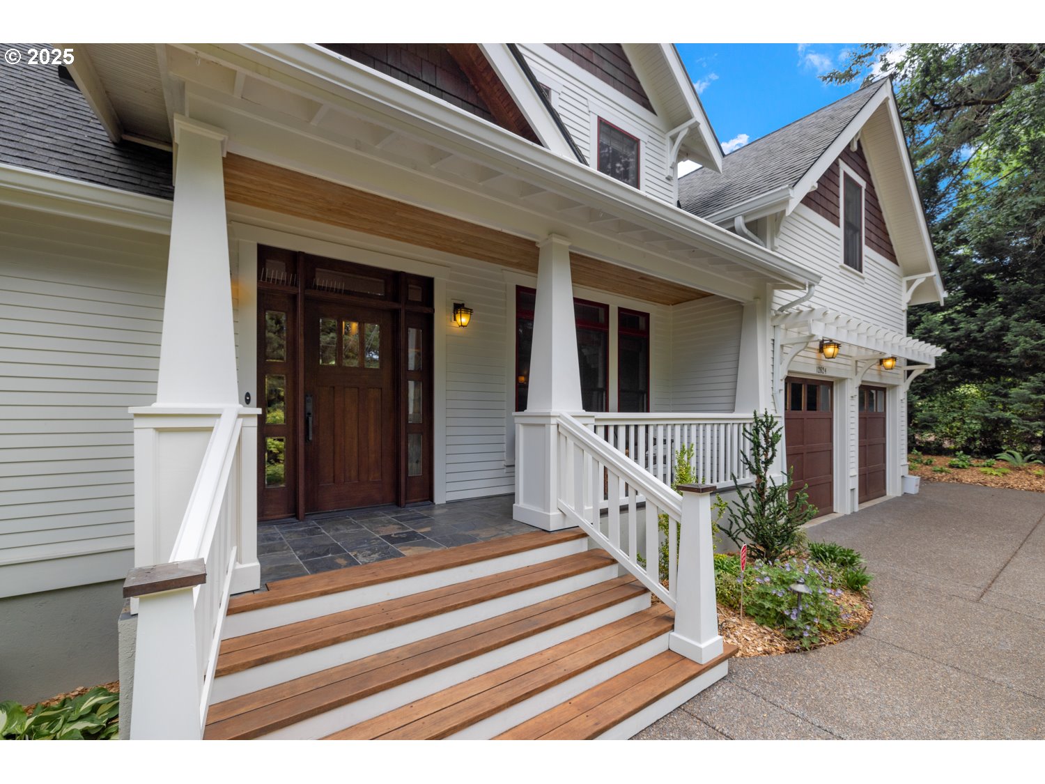 12624 SW 22ND AVE, Lake Oswego, OR, 97034