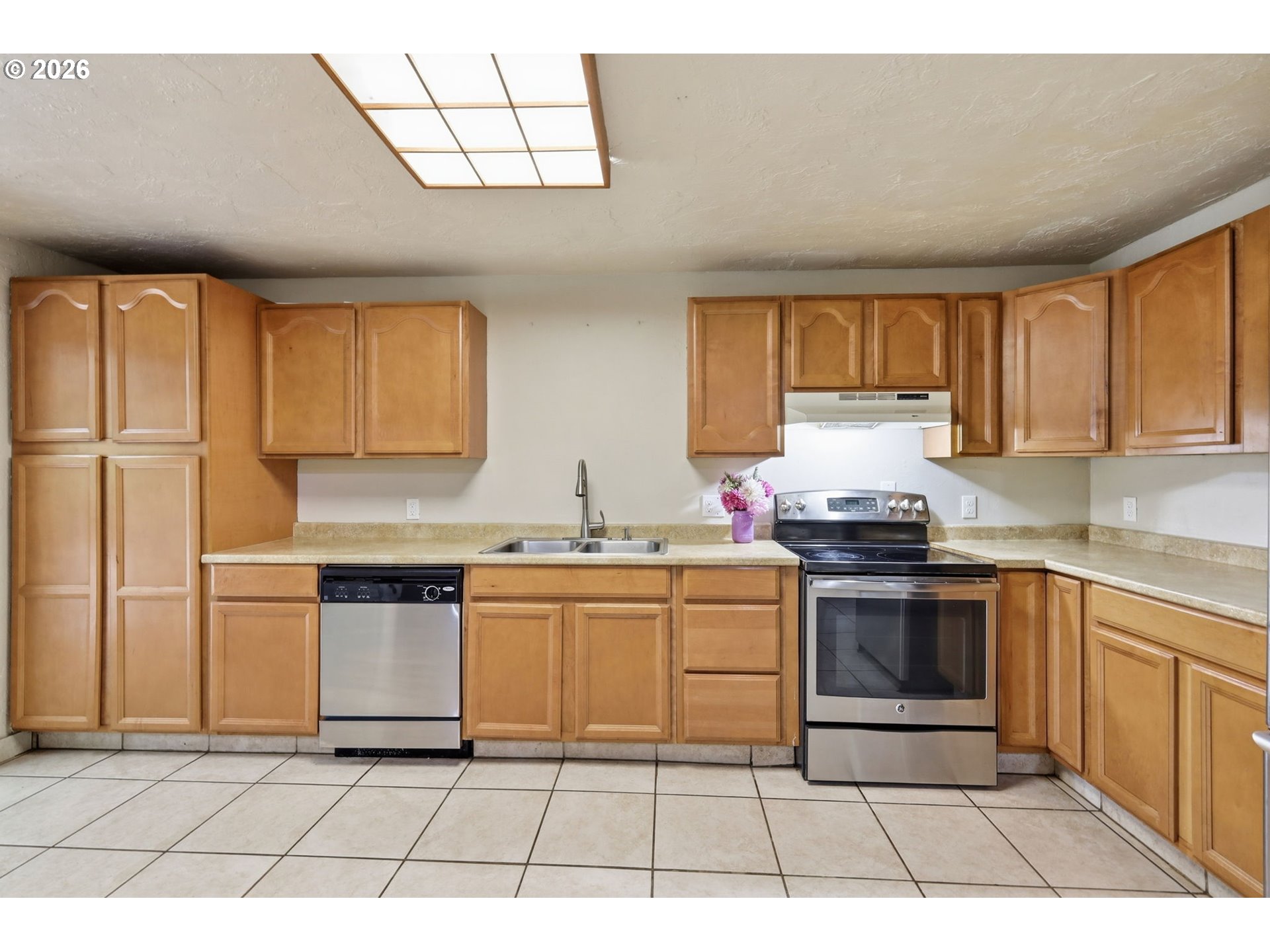 Property photo 10 of 43