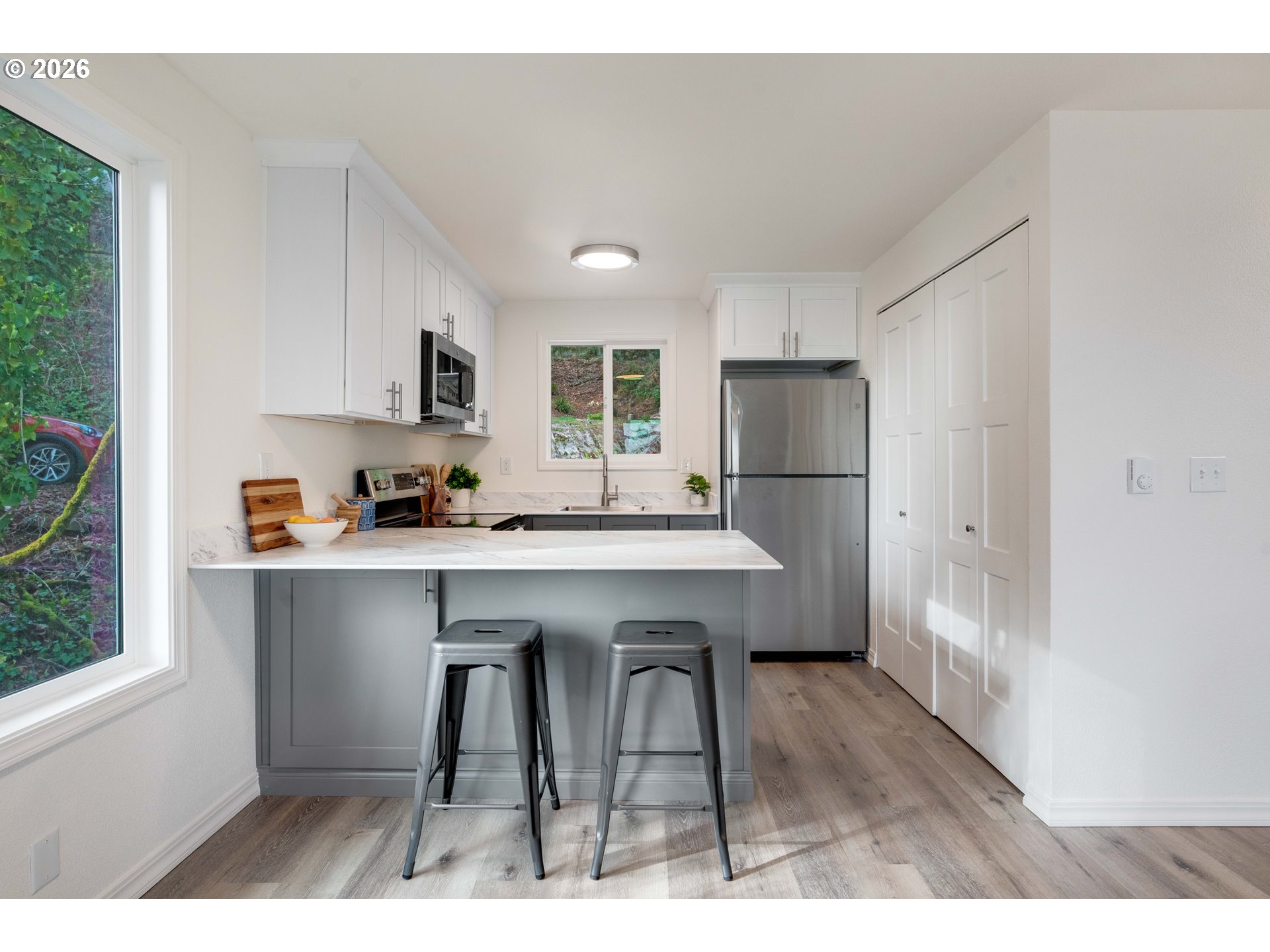 9442/9446 NW ROSEWAY AVE, Portland, OR, 97231
