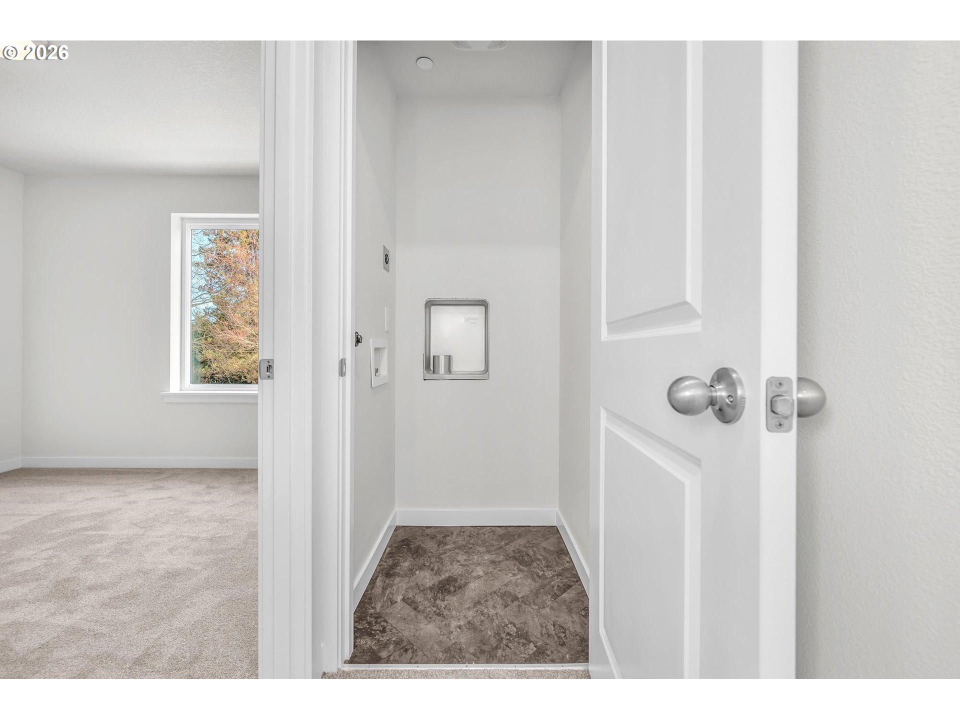 Photo #23: 275189109 Listing: Photo #23