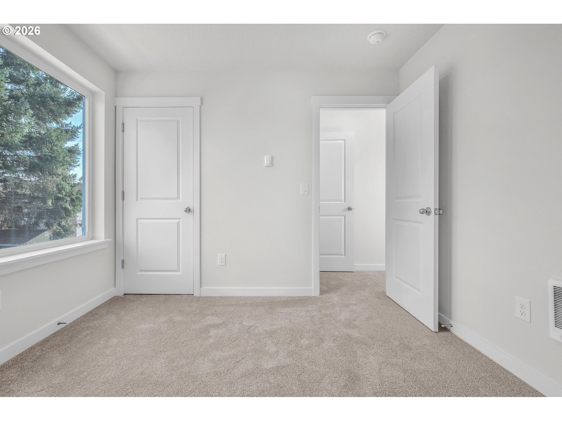 Photo #25: 275189109 Listing: Photo #25