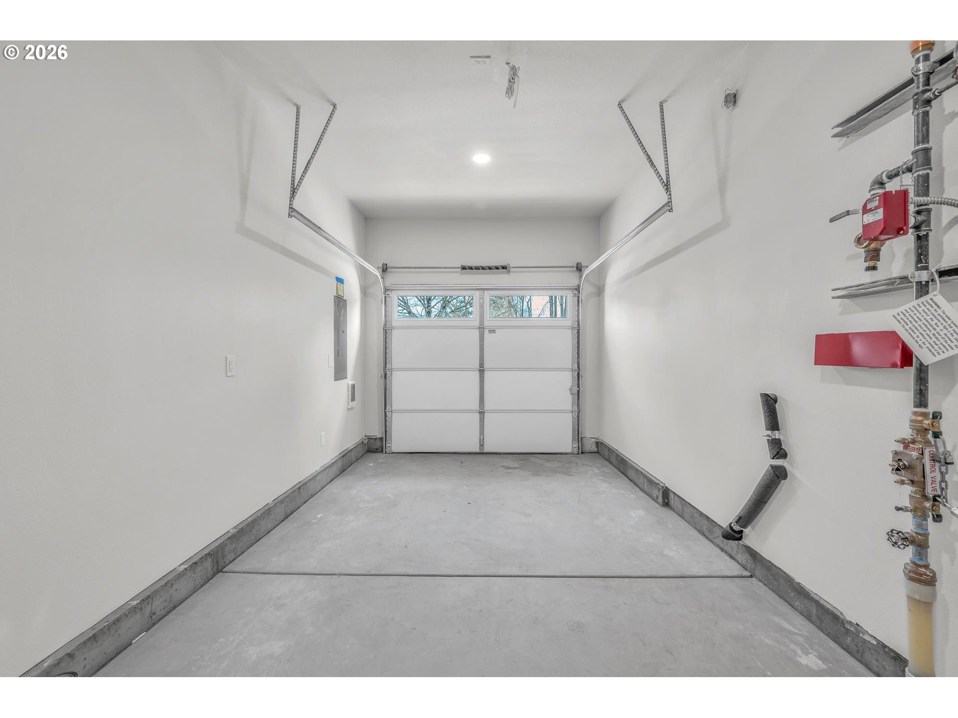 Photo #5: 275189109 Listing: Photo #5