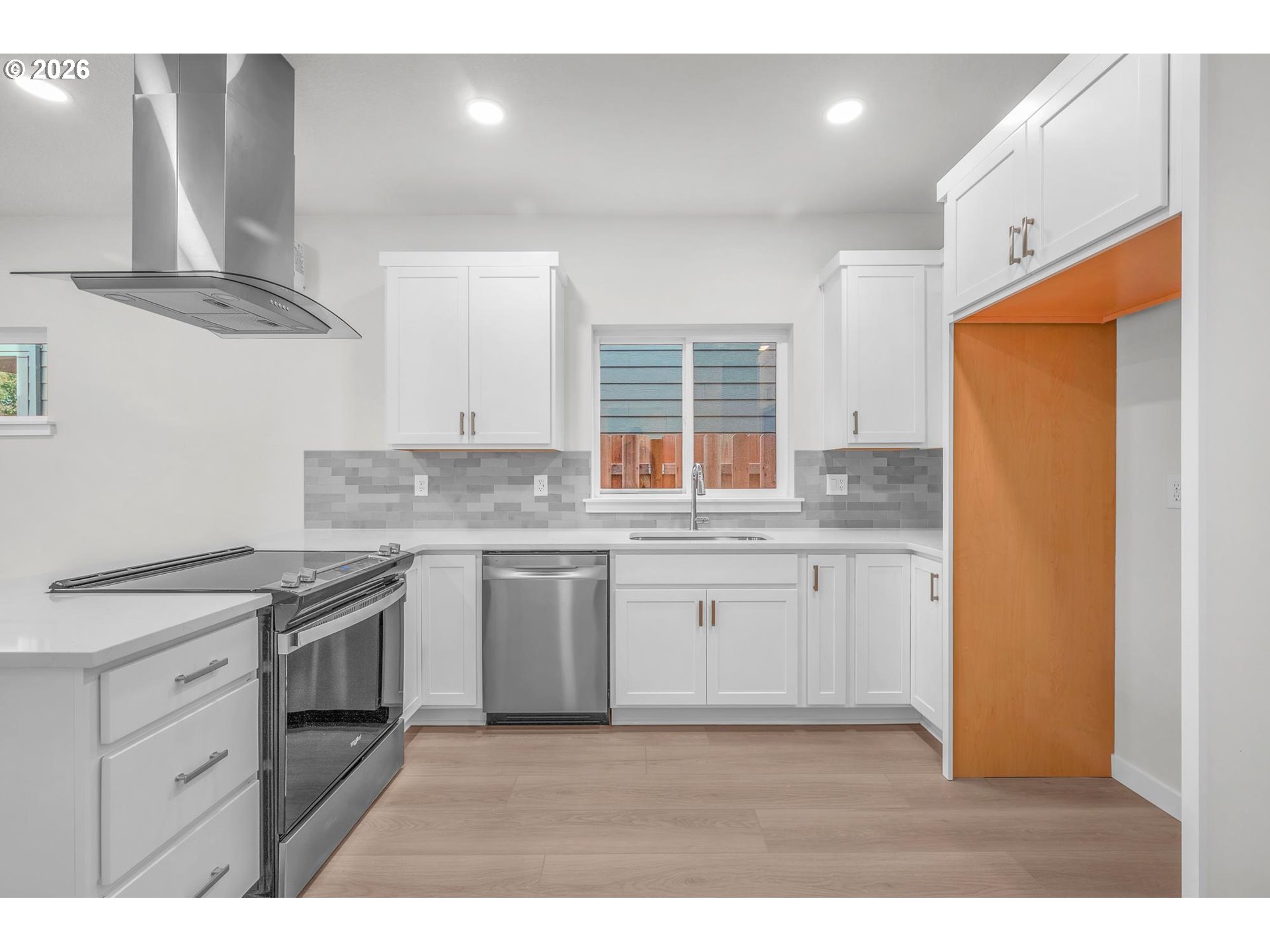 Photo #7: 275189109 Listing: Photo #7