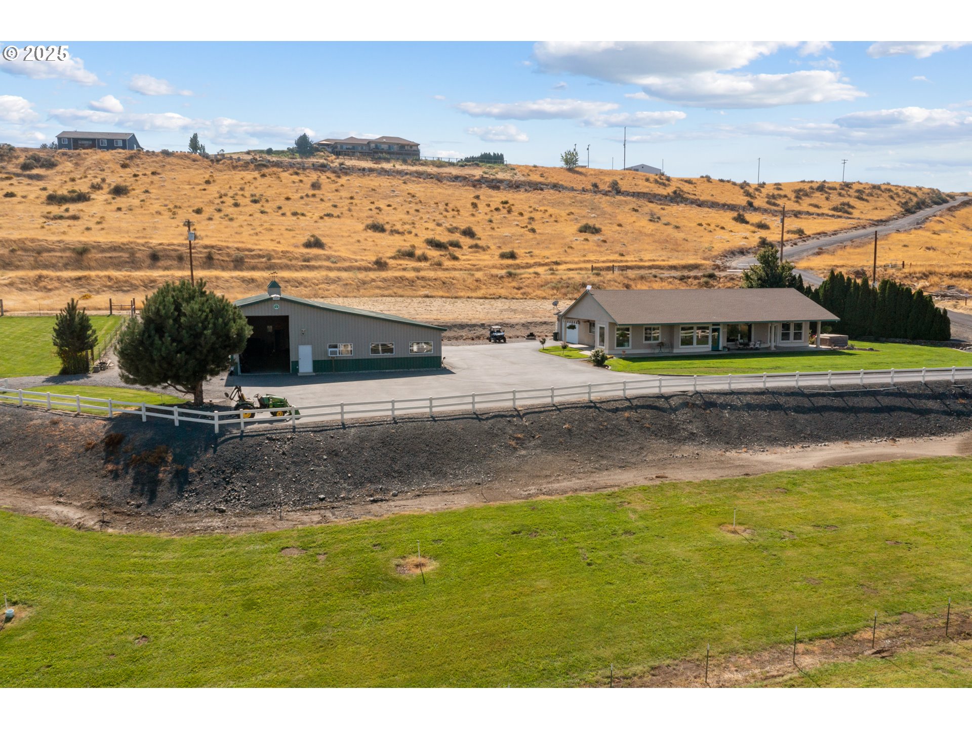 2619 NE CHARLOIS DR, Hillsboro, OR, 97124