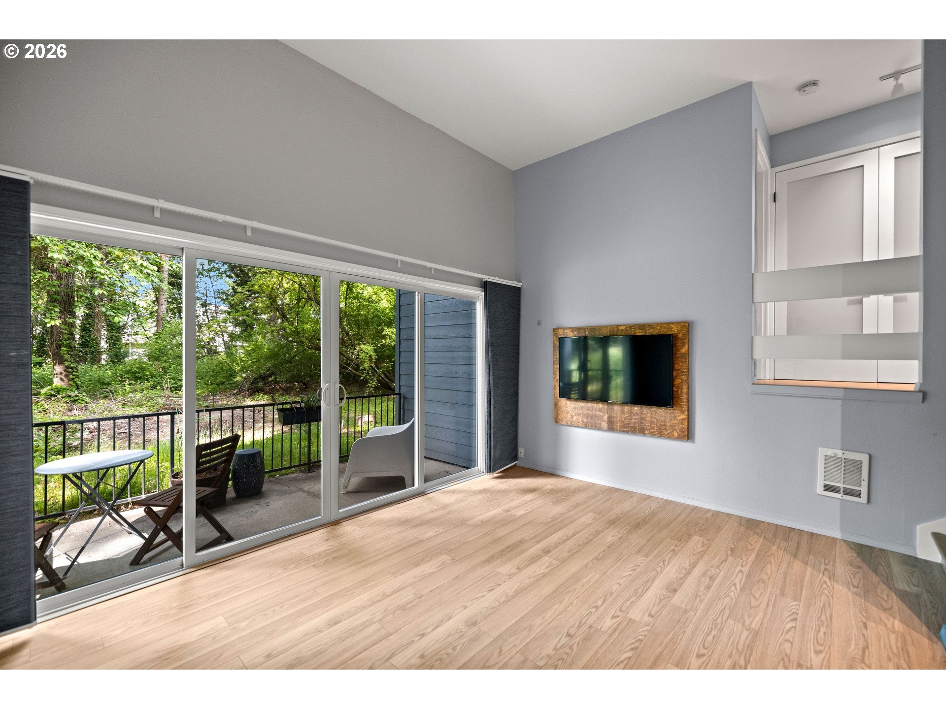 Photo #21: 276443597 Listing: Photo #21