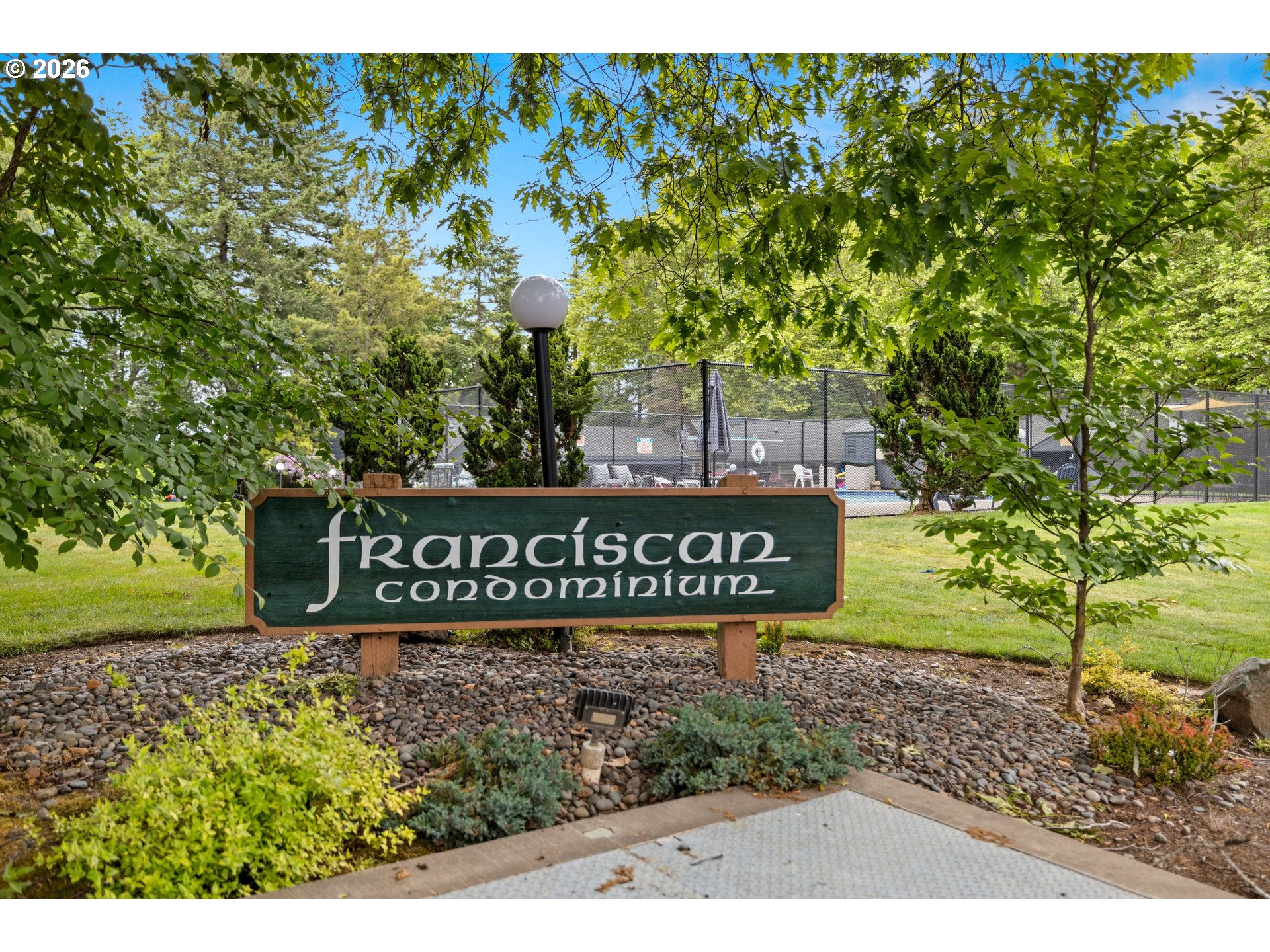 Photo #7: 276443597 Listing: Photo #7