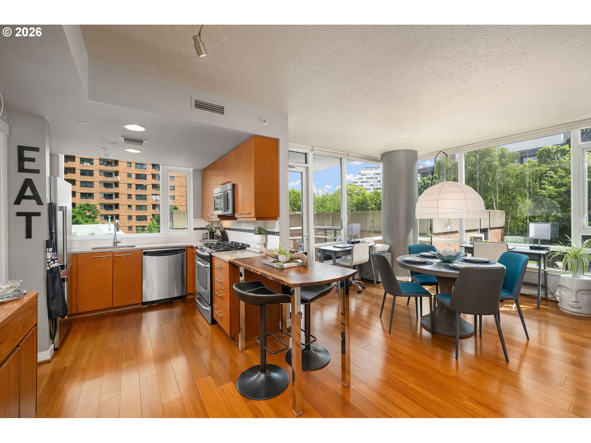 Photo #15: 276667948 Listing: Photo #15