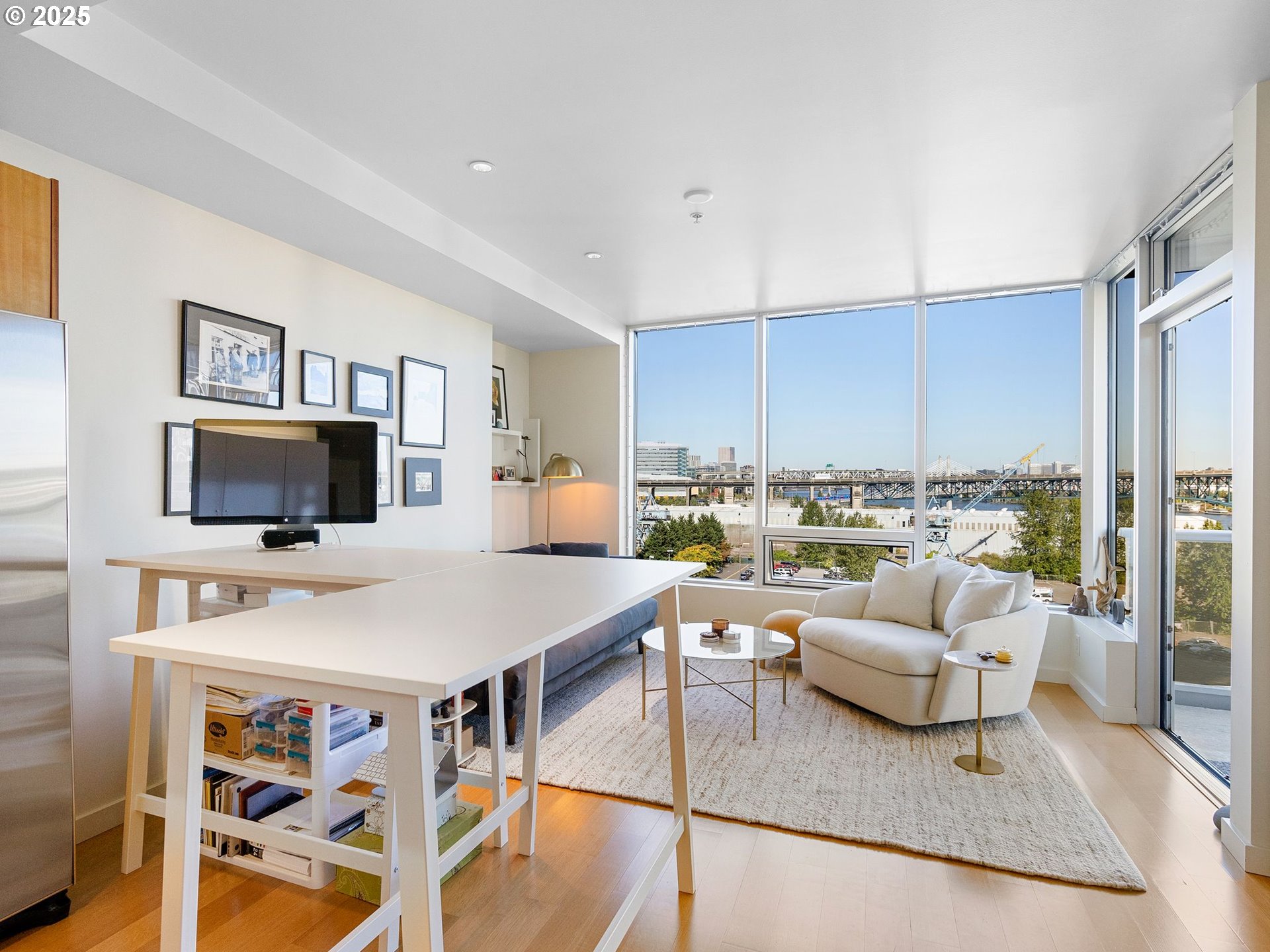 Photo #2: 277539707 Listing 