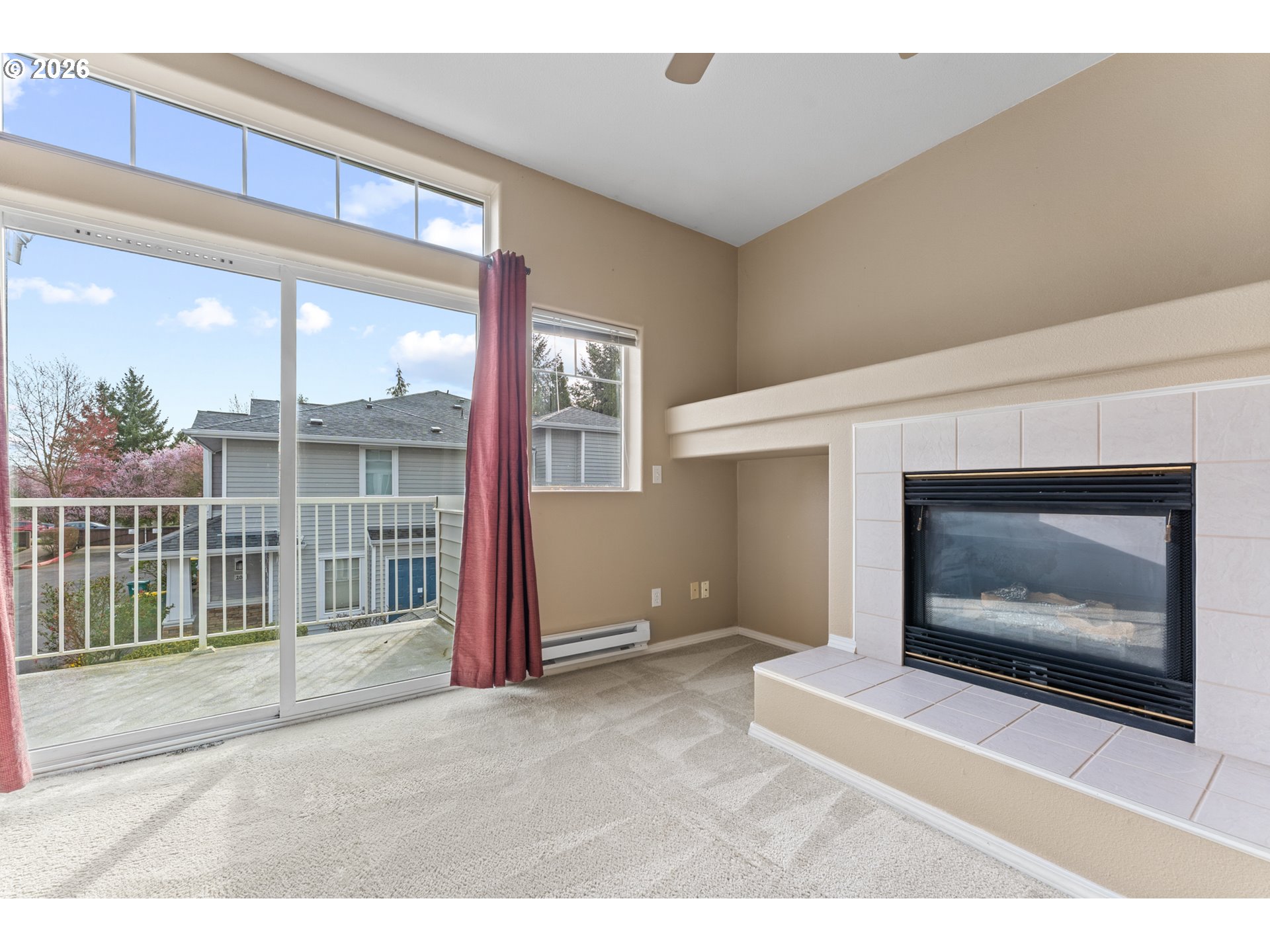 Photo #4: 277822882 Listing: Photo #4