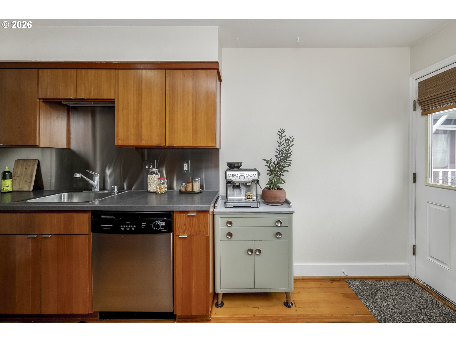 Photo #12: 278890897 Listing: Photo #12