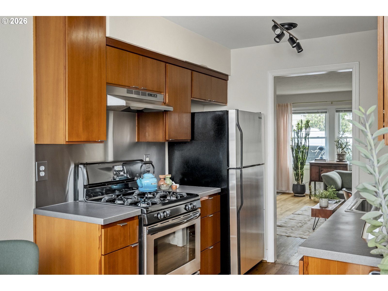 Photo #11: 278890897 Listing: Photo #11