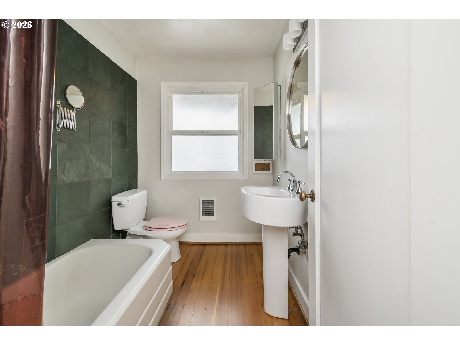 Photo #21: 278890897 Listing: Photo #21