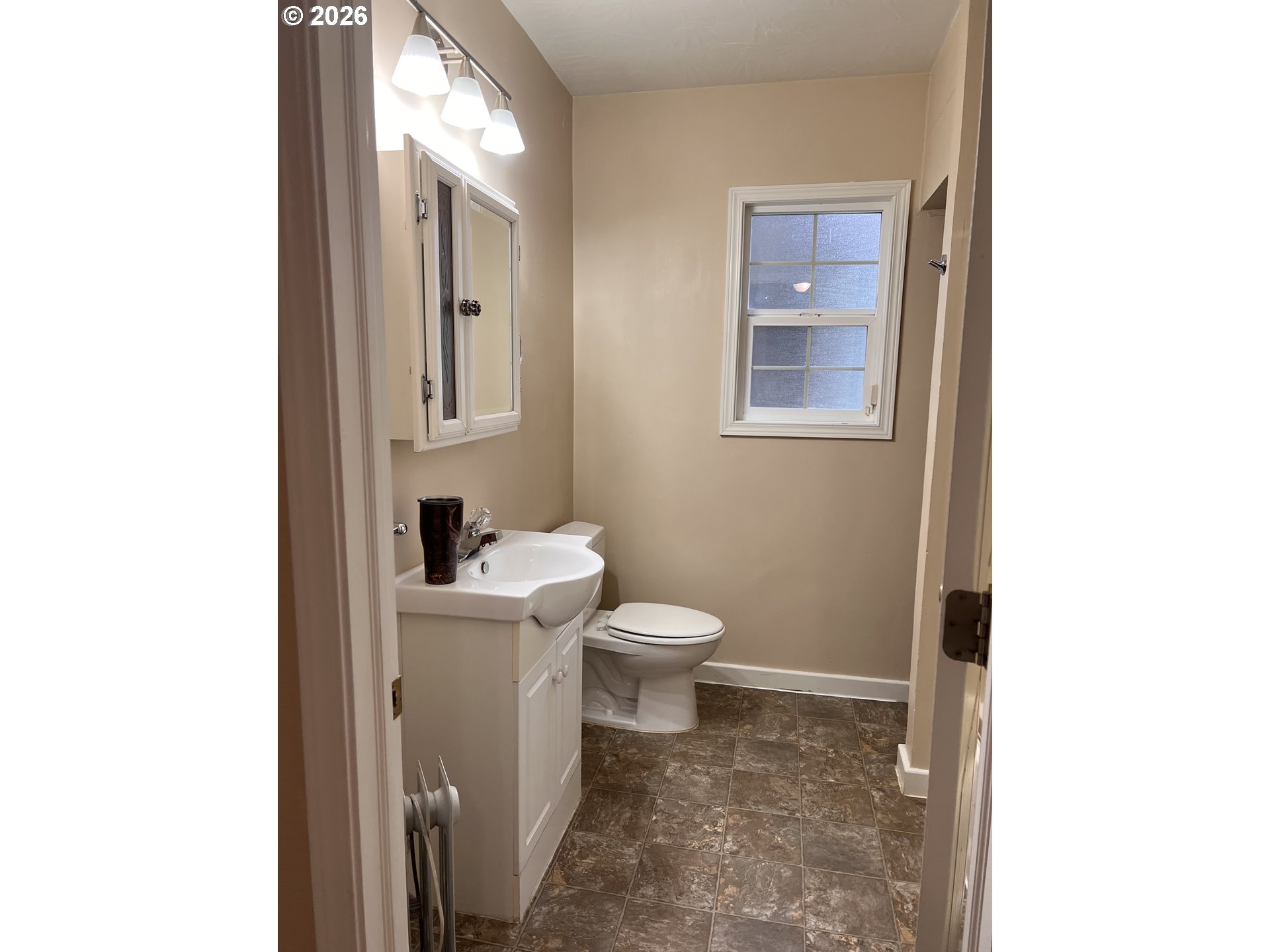 Property photo 5 of 11
