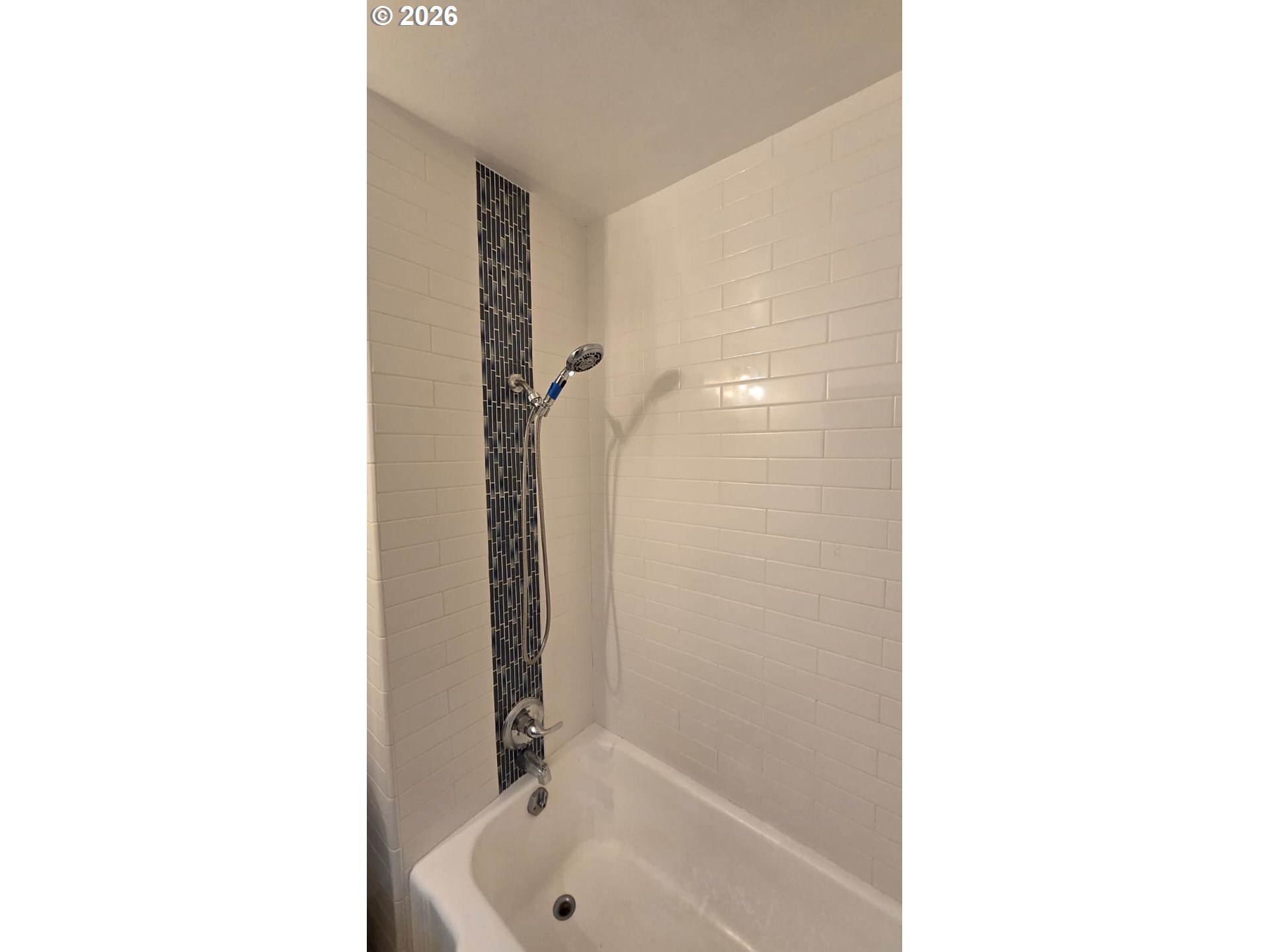 Photo #7: 279427068 Listing: Photo #7
