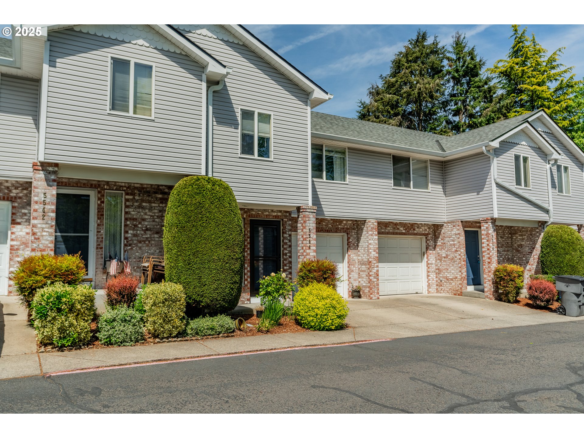 Photo #2: 279476968 Listing 