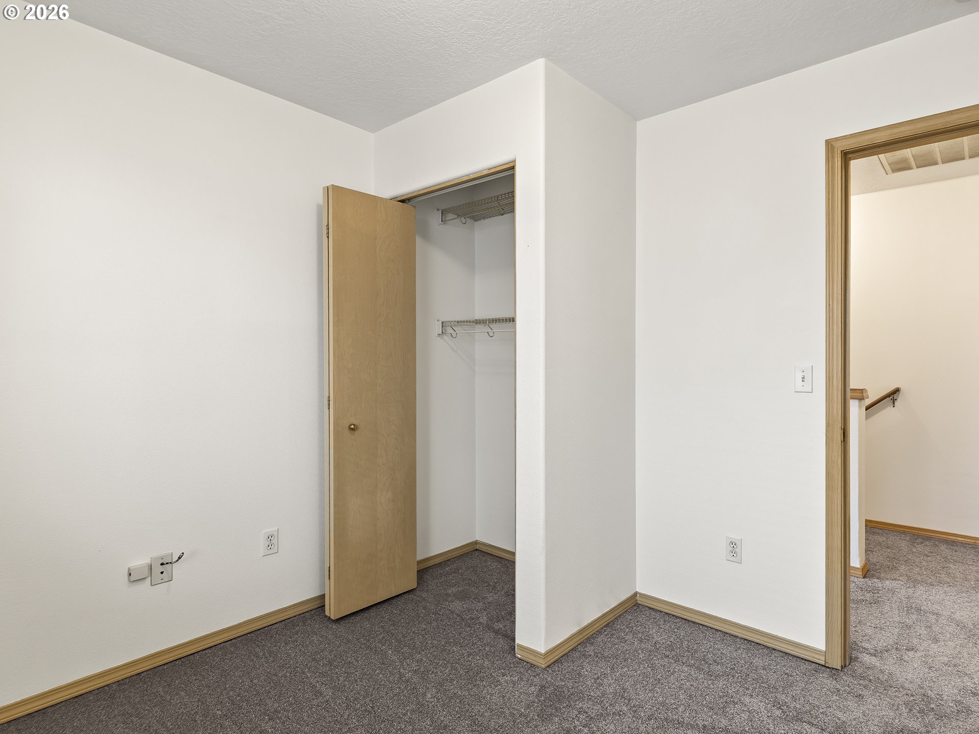 Photo #10: 279986879 Listing: Photo #10