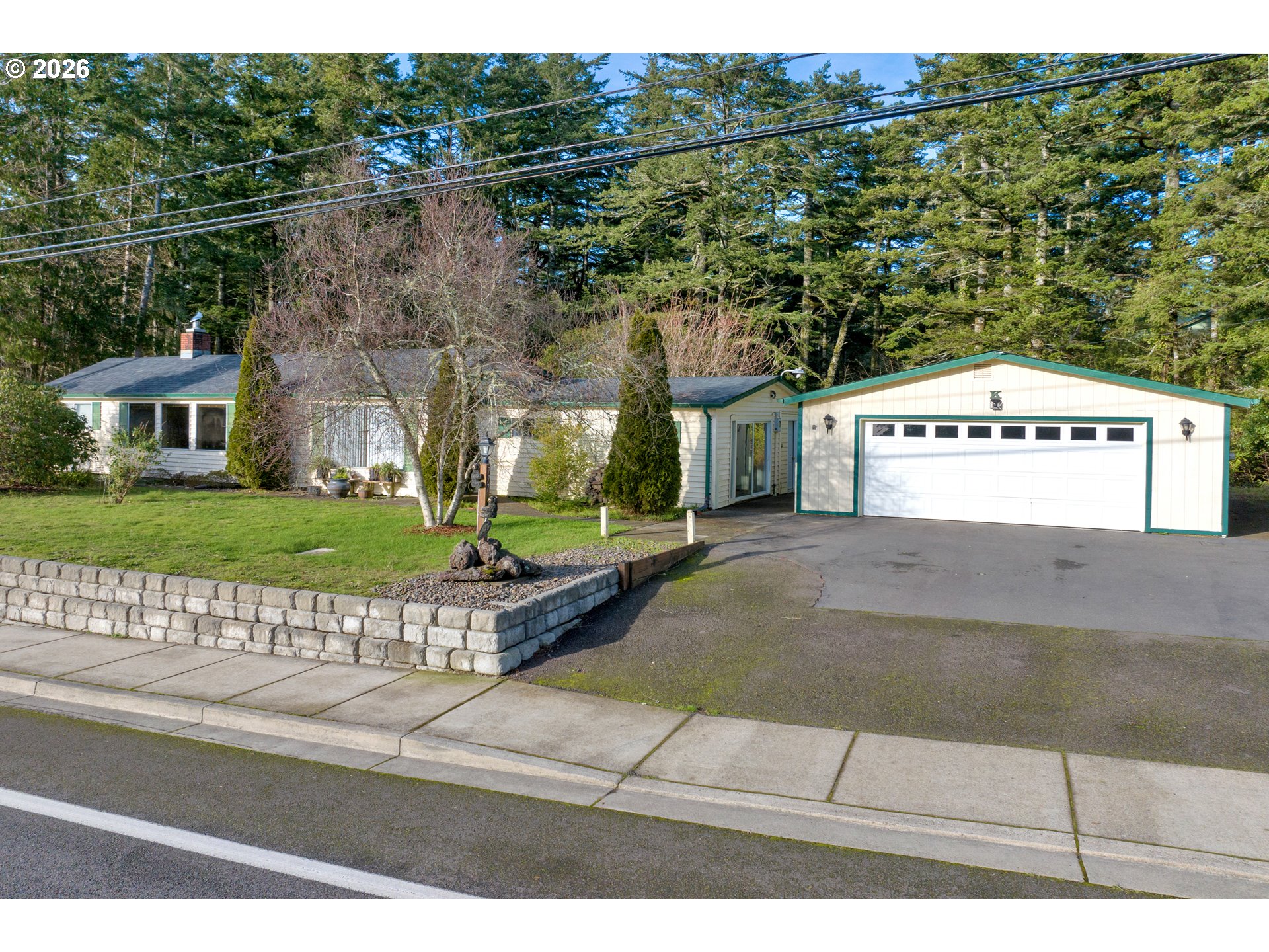 1495 8TH ST, Florence, OR, 97439