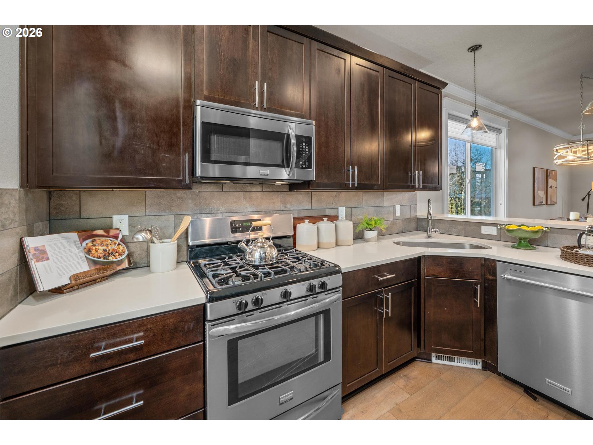 Photo #16: 280483043 Listing: Photo #16