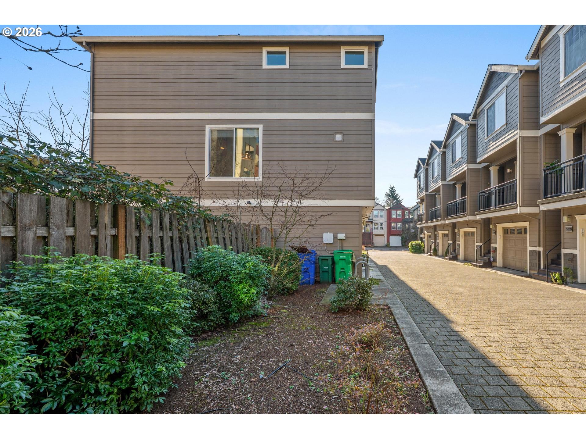 Photo #3: 280483043 Listing: Photo #3