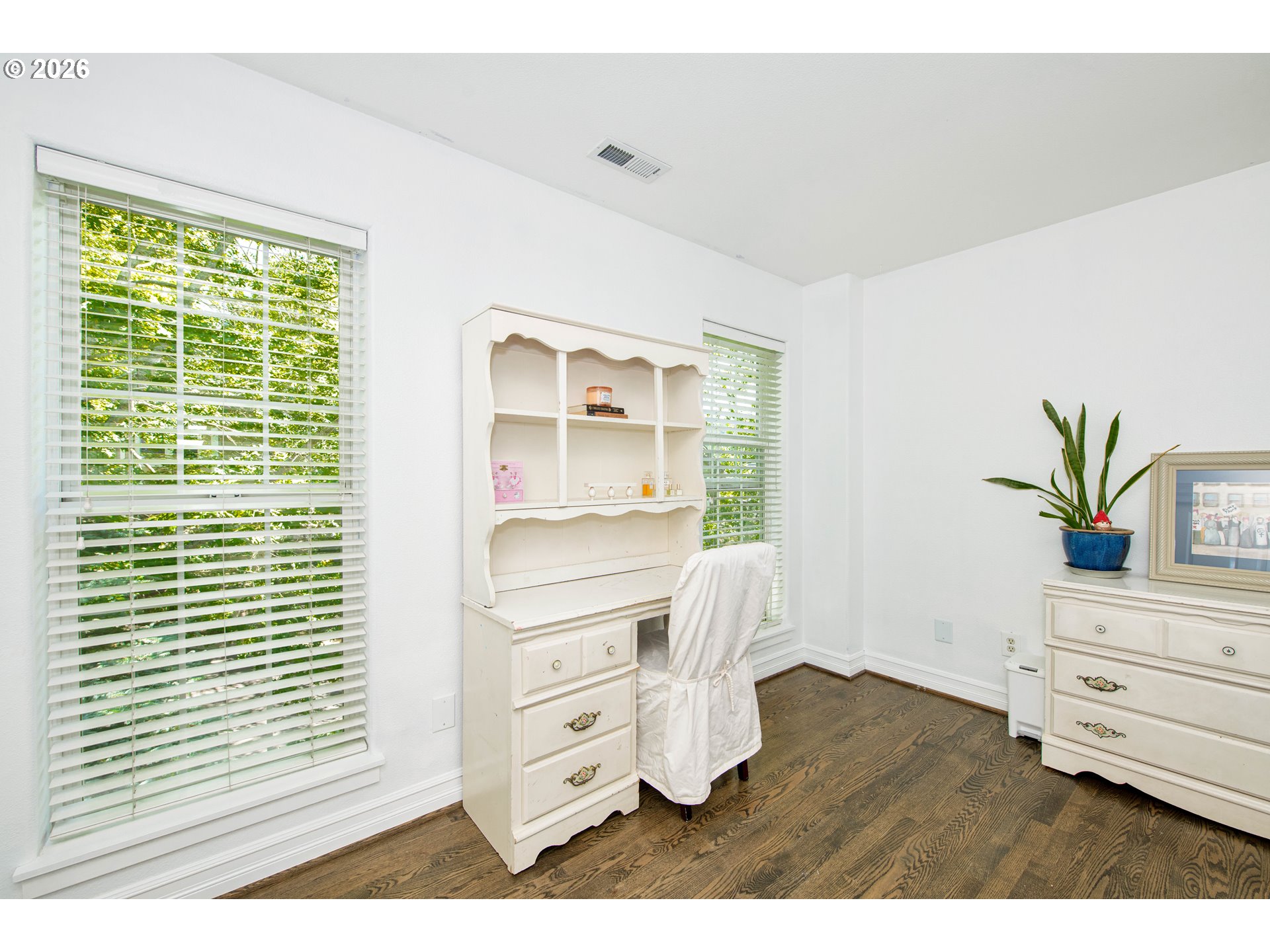 Photo #1: 280692798 Listing: Photo #1