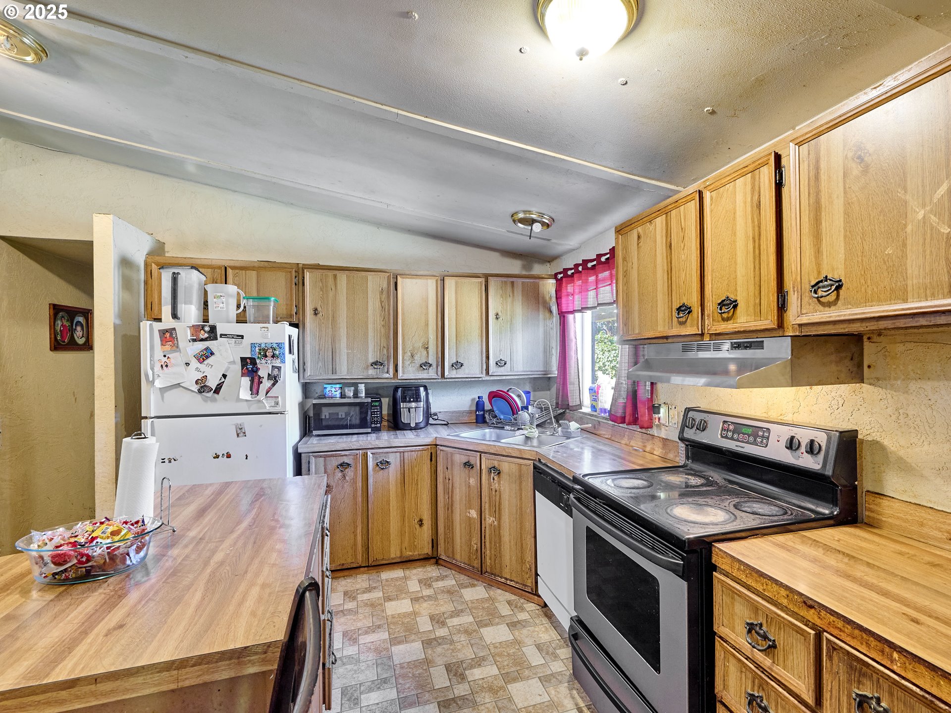 1632 BROWN ST, Woodburn, OR, 97071