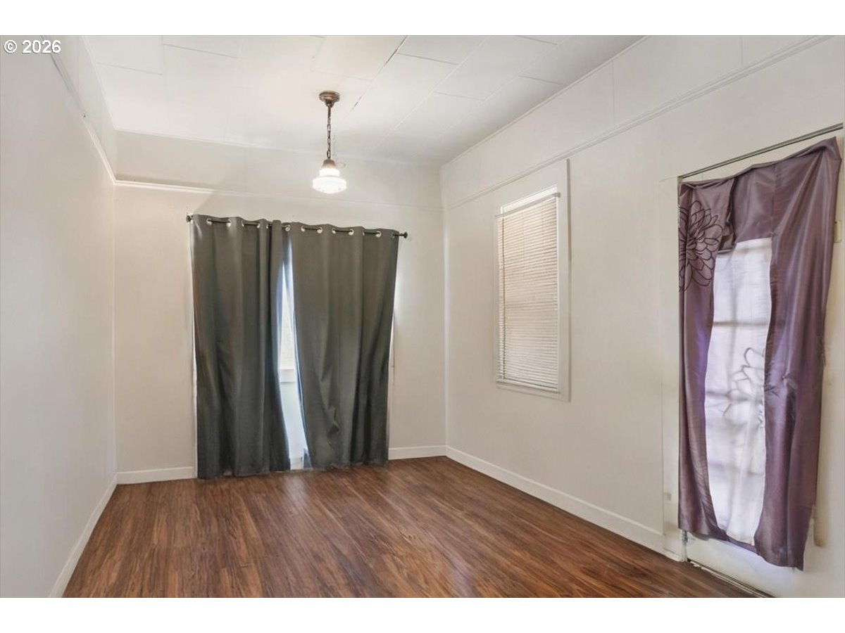 Property photo 7 of 21