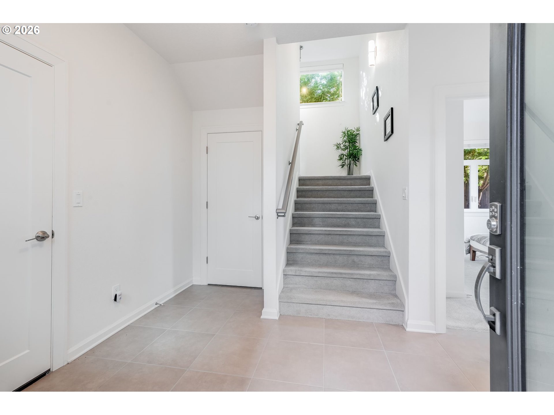 Photo #3: 283482918 Listing: Photo #3