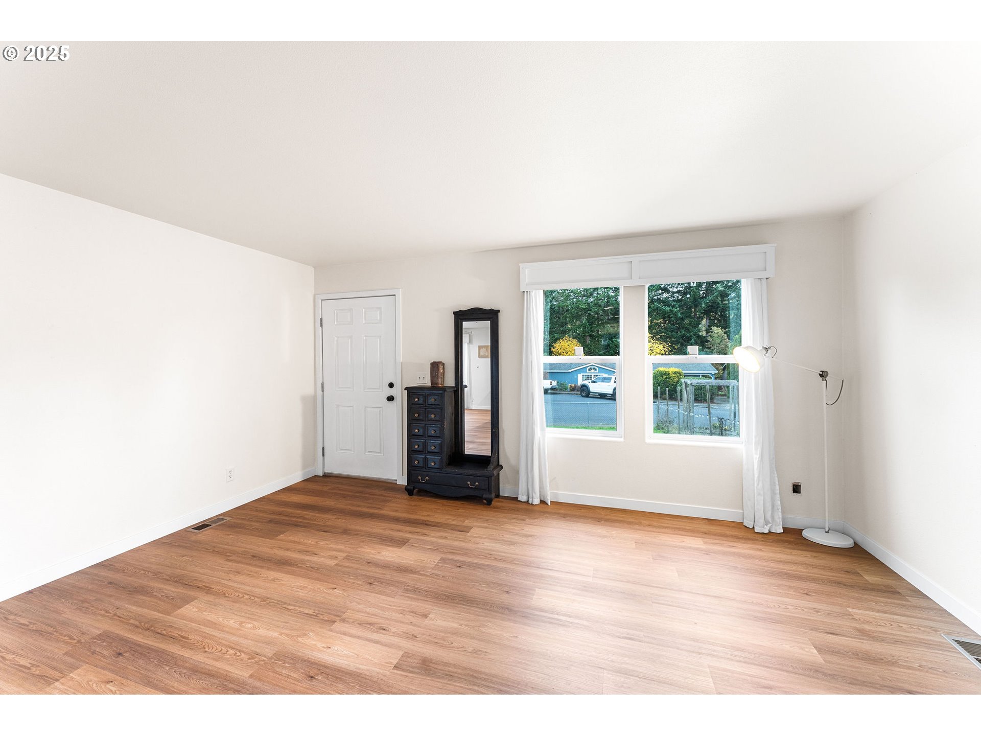 52 VEYS DR, Kelso, WA, 98626