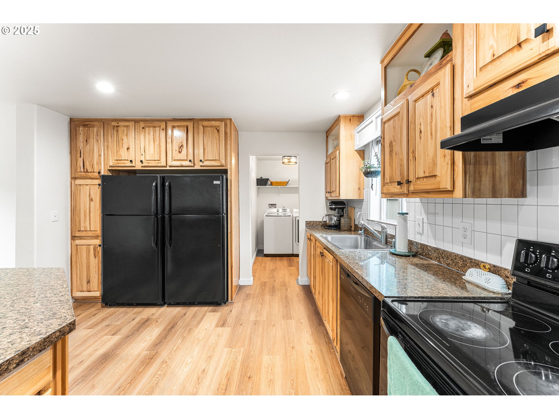 52 VEYS DR, Kelso, WA, 98626