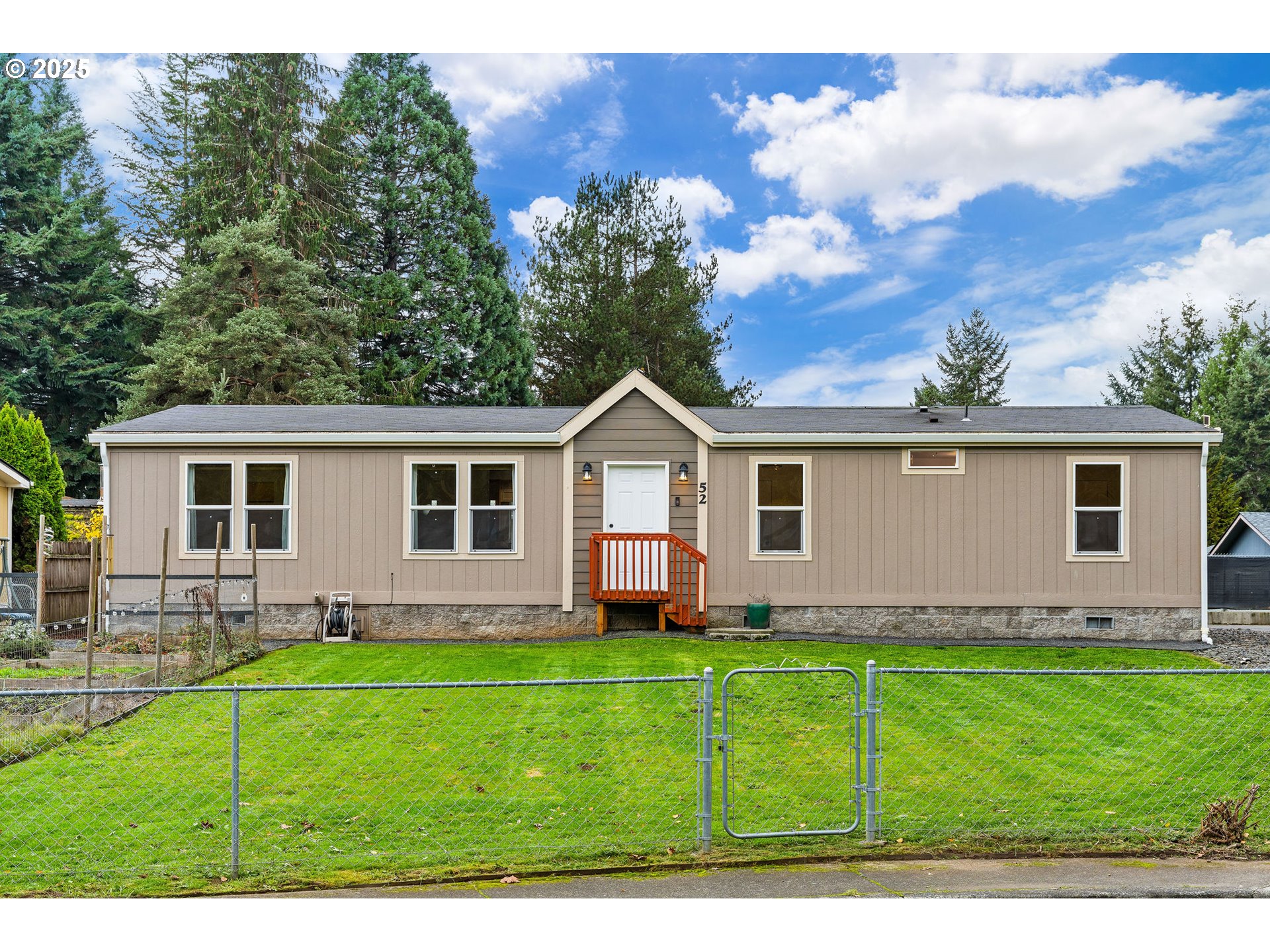 52 VEYS DR, Kelso, WA, 98626