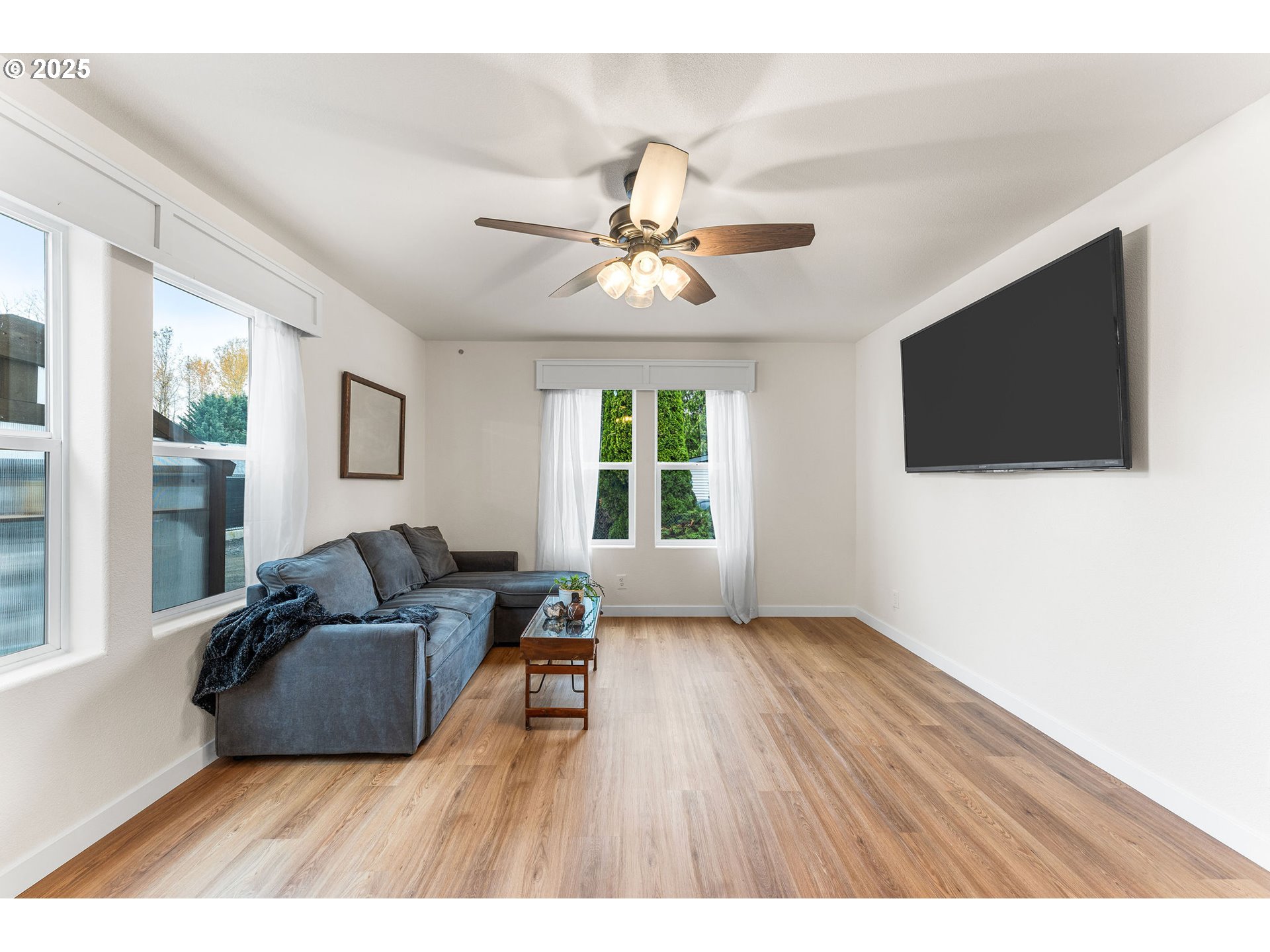 52 VEYS DR, Kelso, WA, 98626