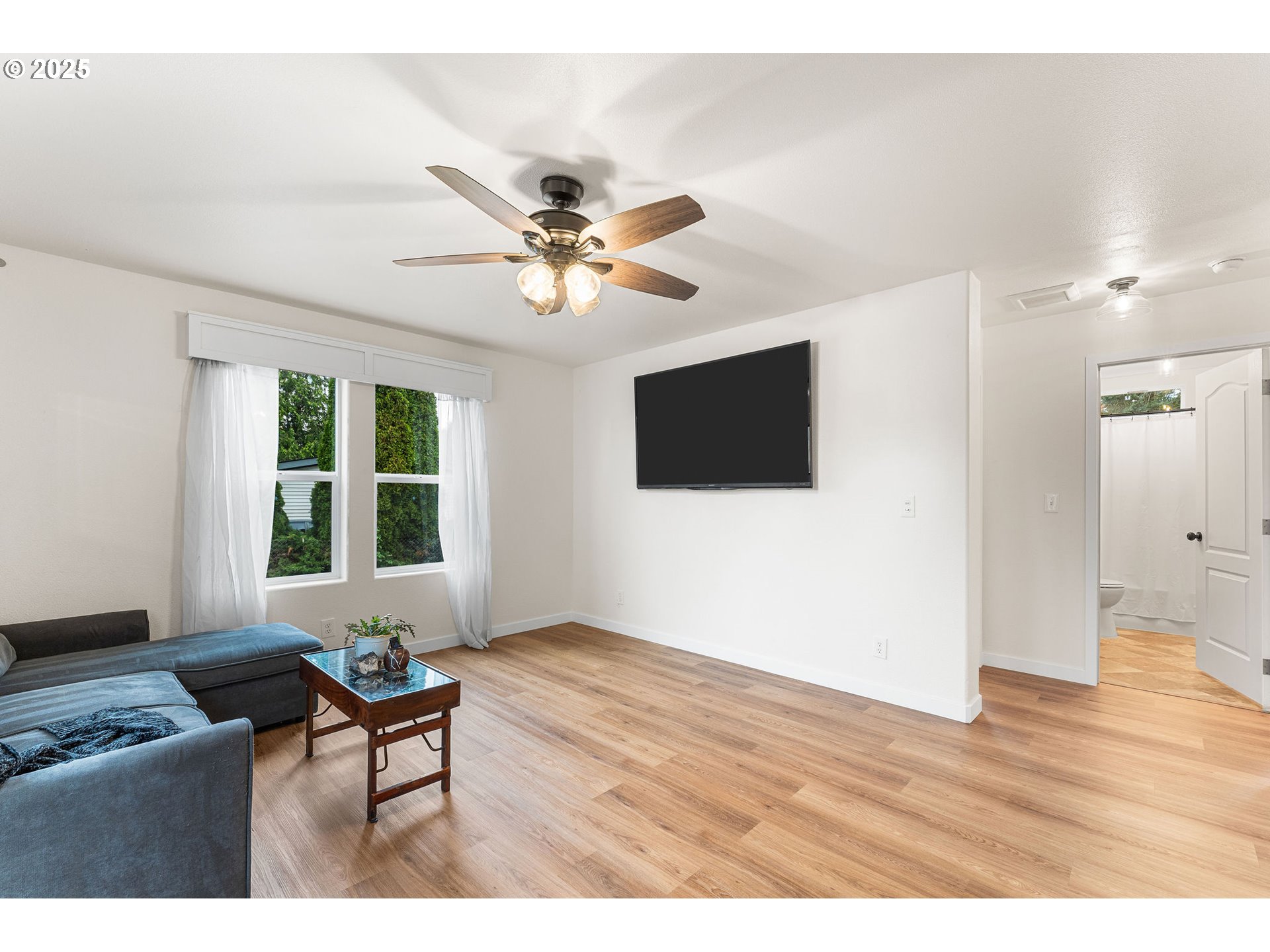 52 VEYS DR, Kelso, WA, 98626