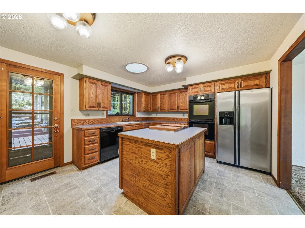 Property photo 17 of 48
