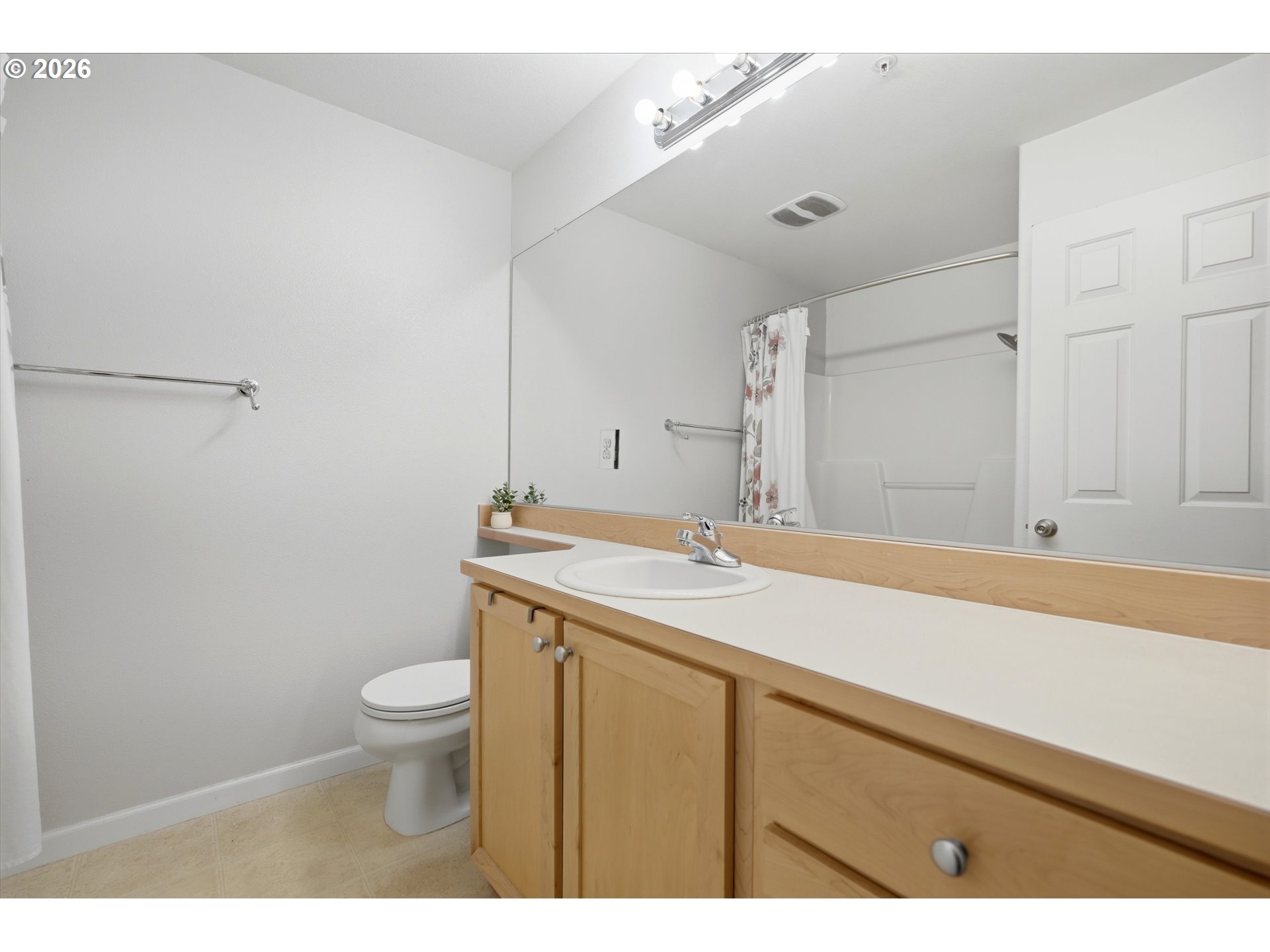 Photo #26: 284221248 Listing: Photo #26