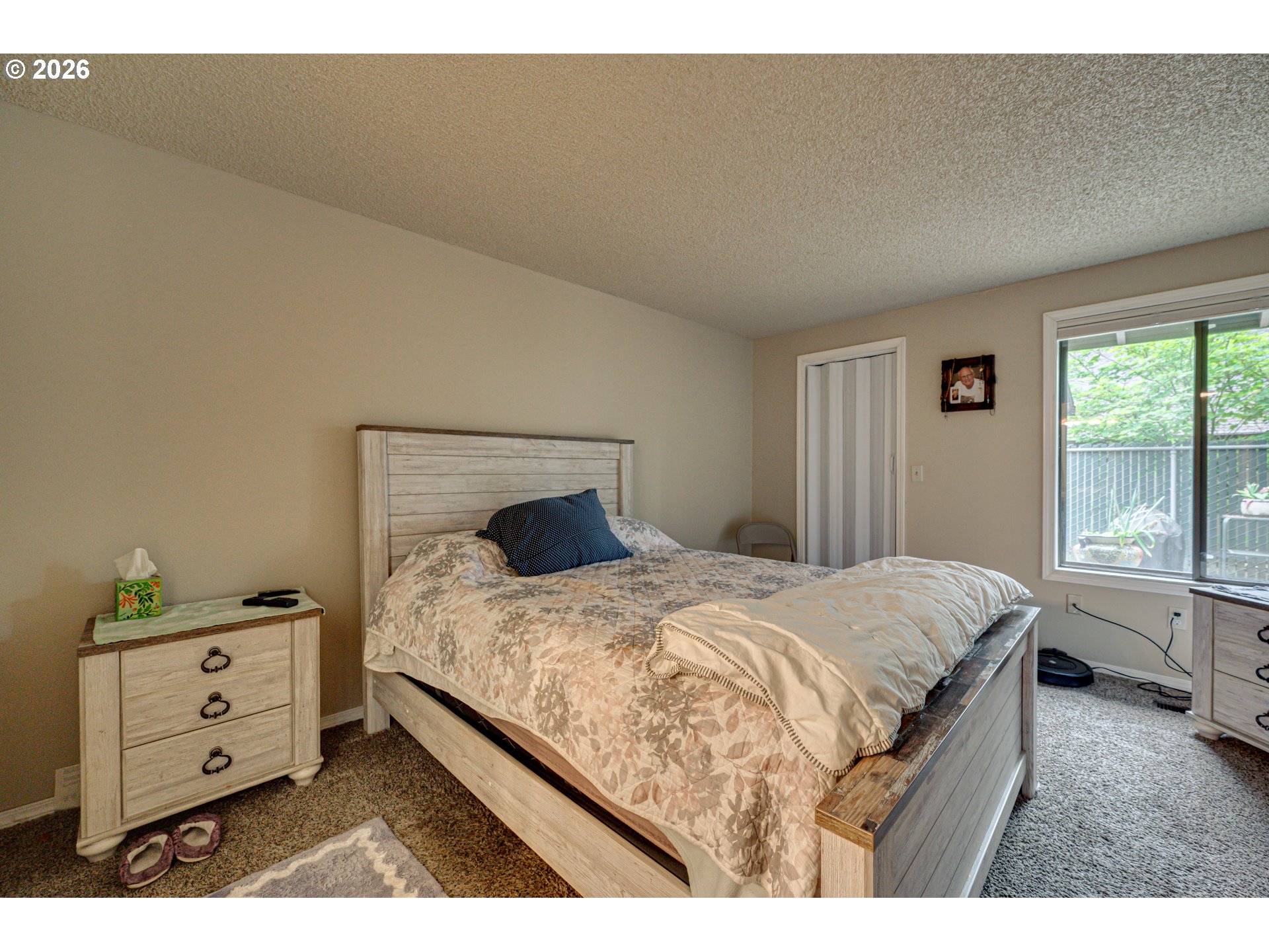 Photo #5: 284233749 Listing: Photo #5
