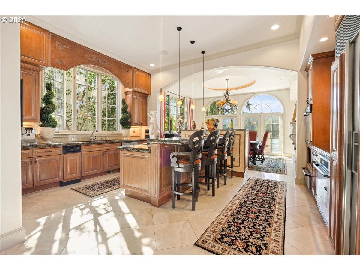 3600 LAKEVIEW BLVD, Lake Oswego, OR, 97035