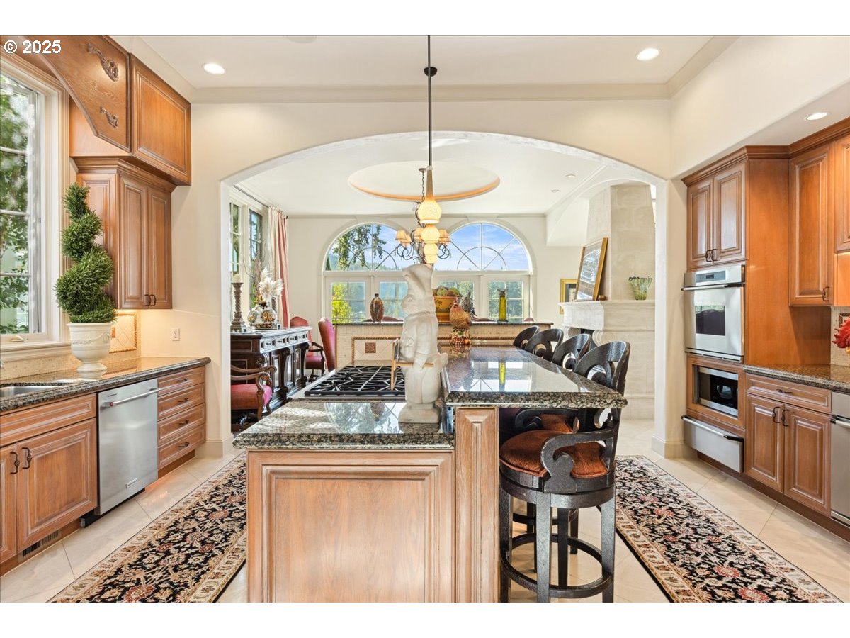 3600 LAKEVIEW BLVD, Lake Oswego, OR, 97035