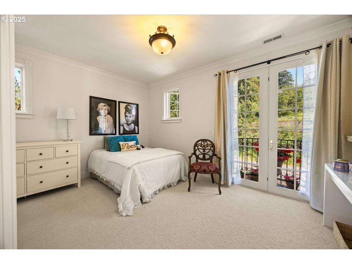 3600 LAKEVIEW BLVD, Lake Oswego, OR, 97035