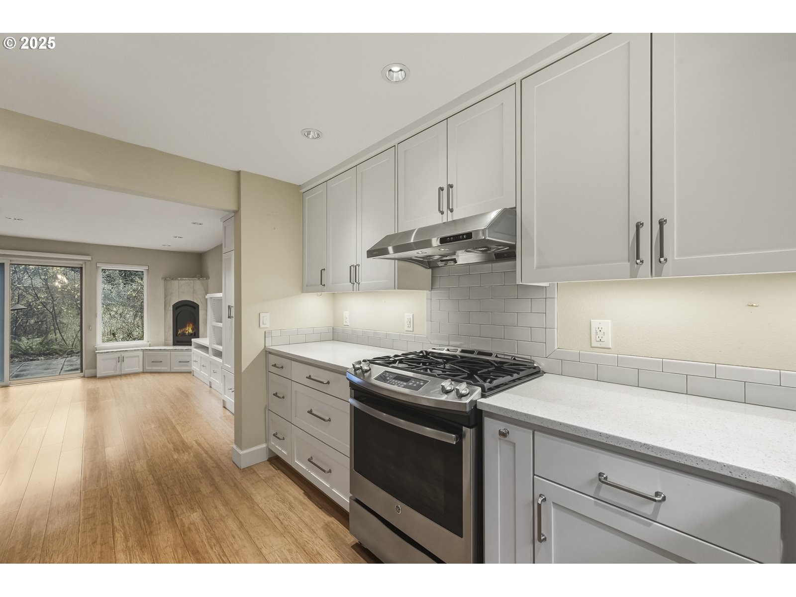 Photo #27: 284949120 Listing: Photo #27