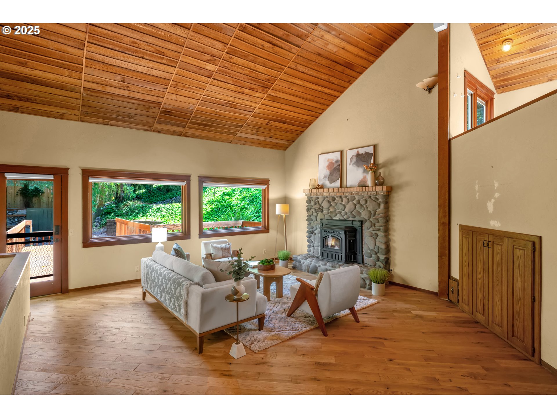 3574 SPRING BLVD, Eugene, OR, 97405