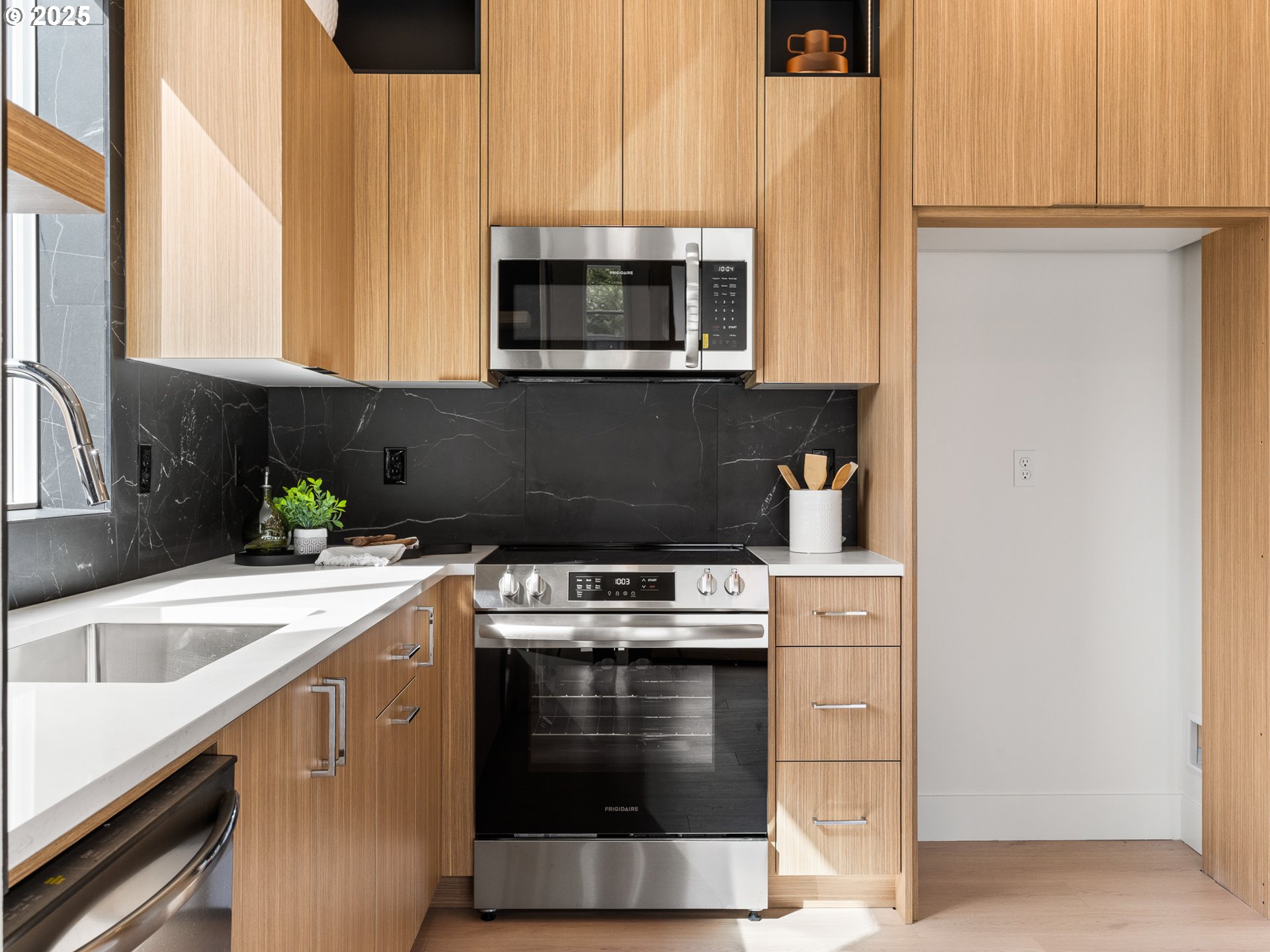 5169 SE 28th AVE UNIT 1, Portland, OR, 97202