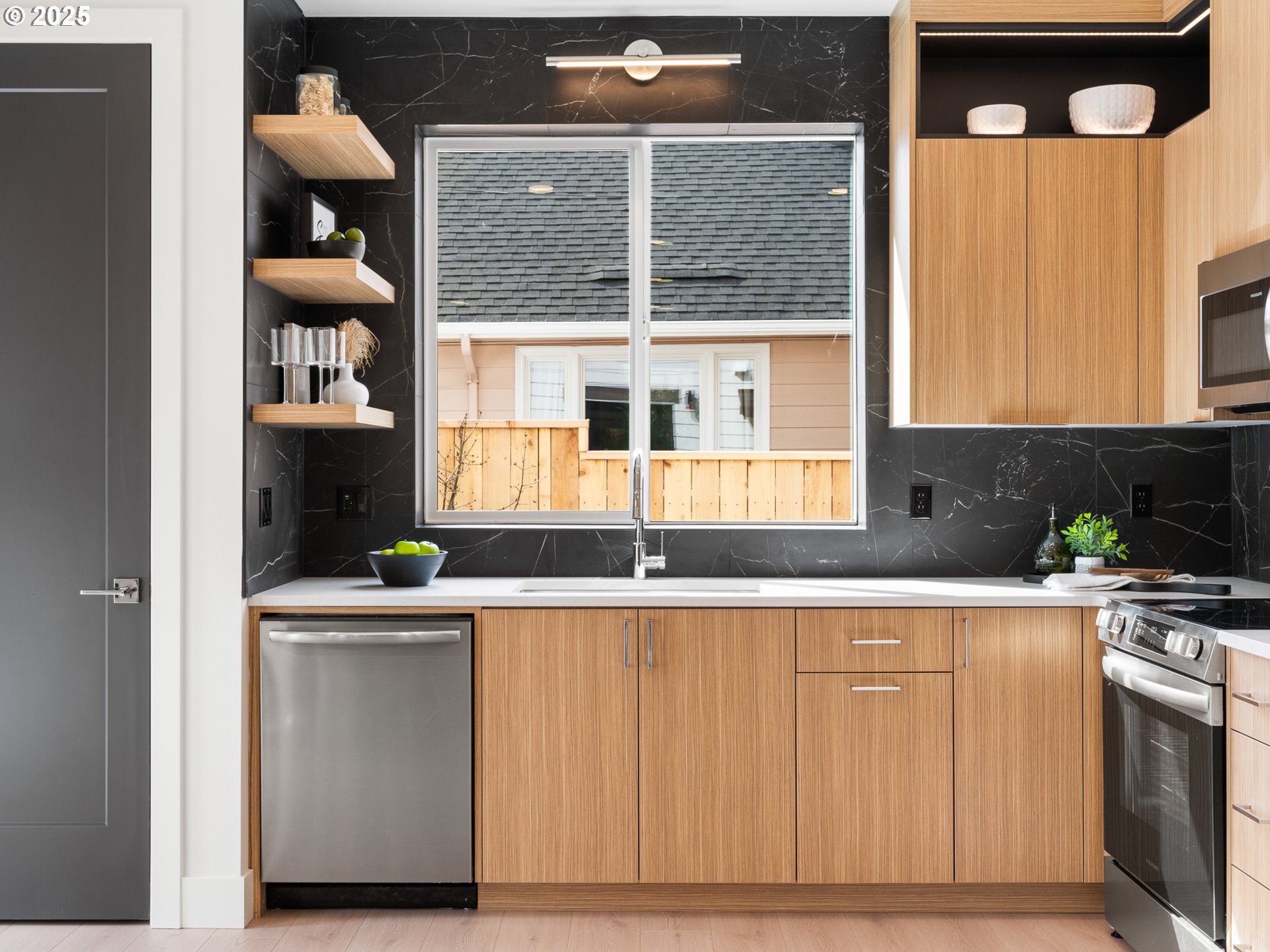 5169 SE 28th AVE UNIT 1, Portland, OR, 97202